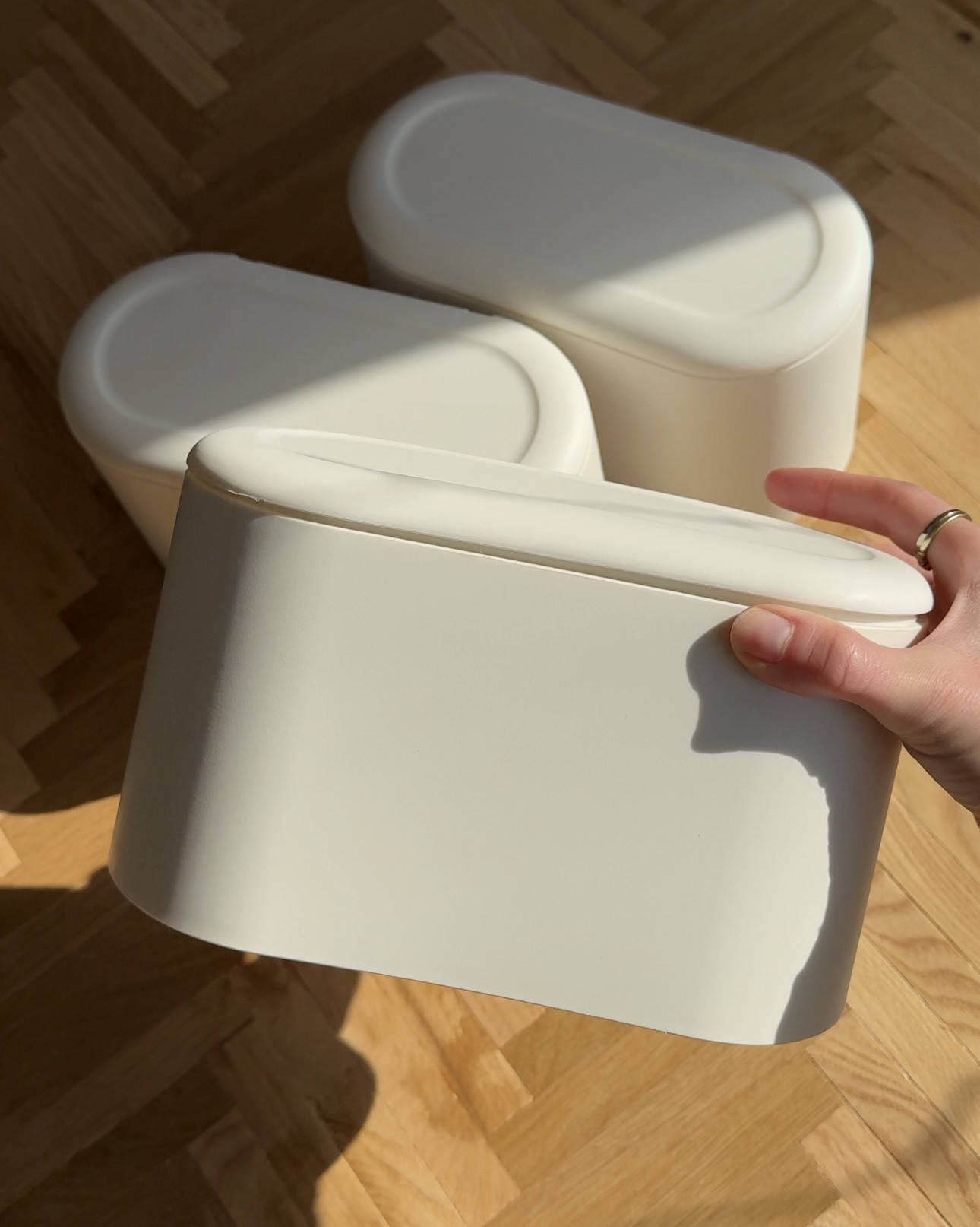 Tischmülleimer – super praktisch für den Schminktisch, Arbeitszimmer, Nachttisch, etcHerz

#LTKhome #LTKdeutschland