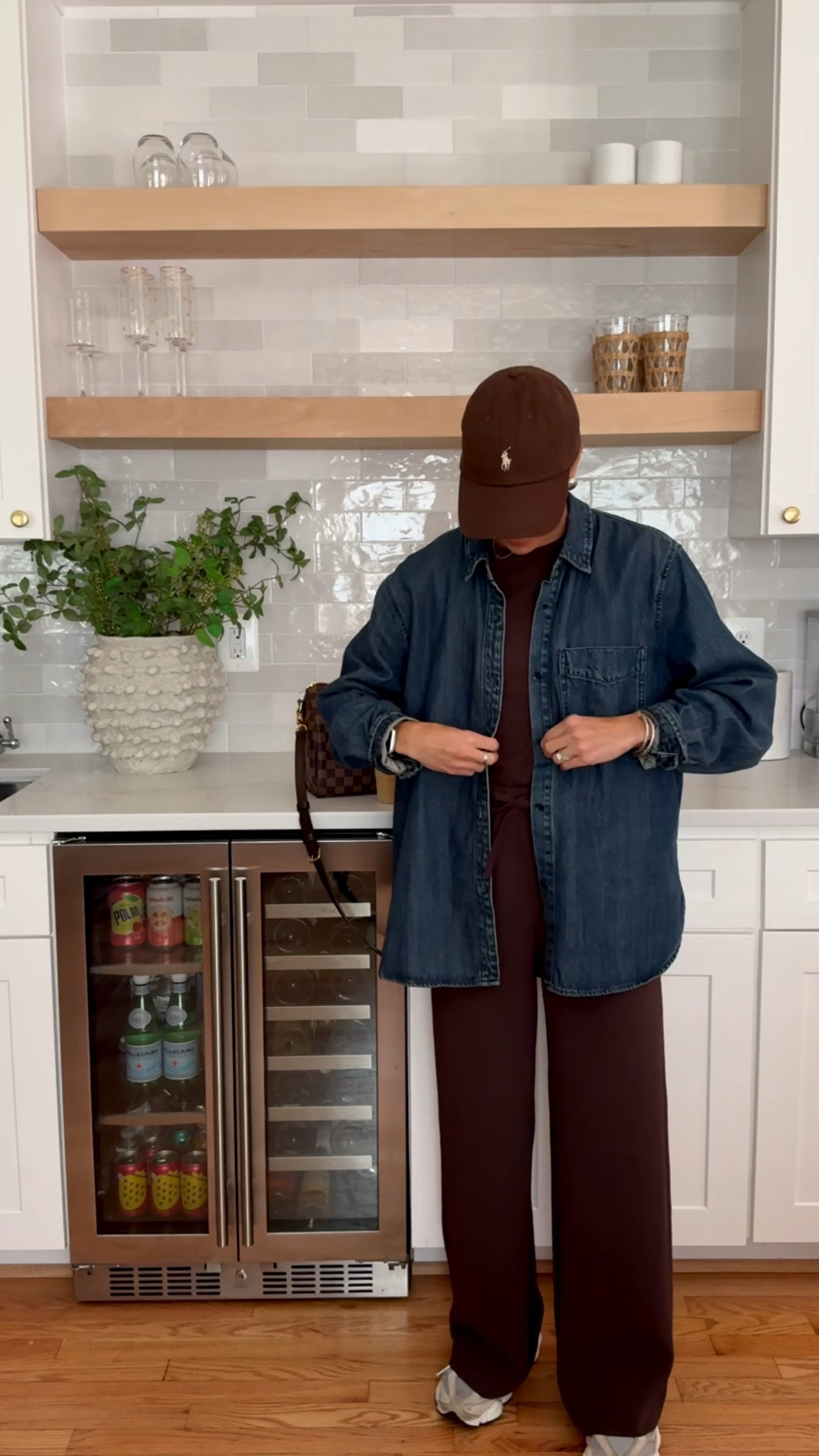  XS pants
S tee

#dropoff

#LTKFindsUnder50 #LTKFindsUnder100