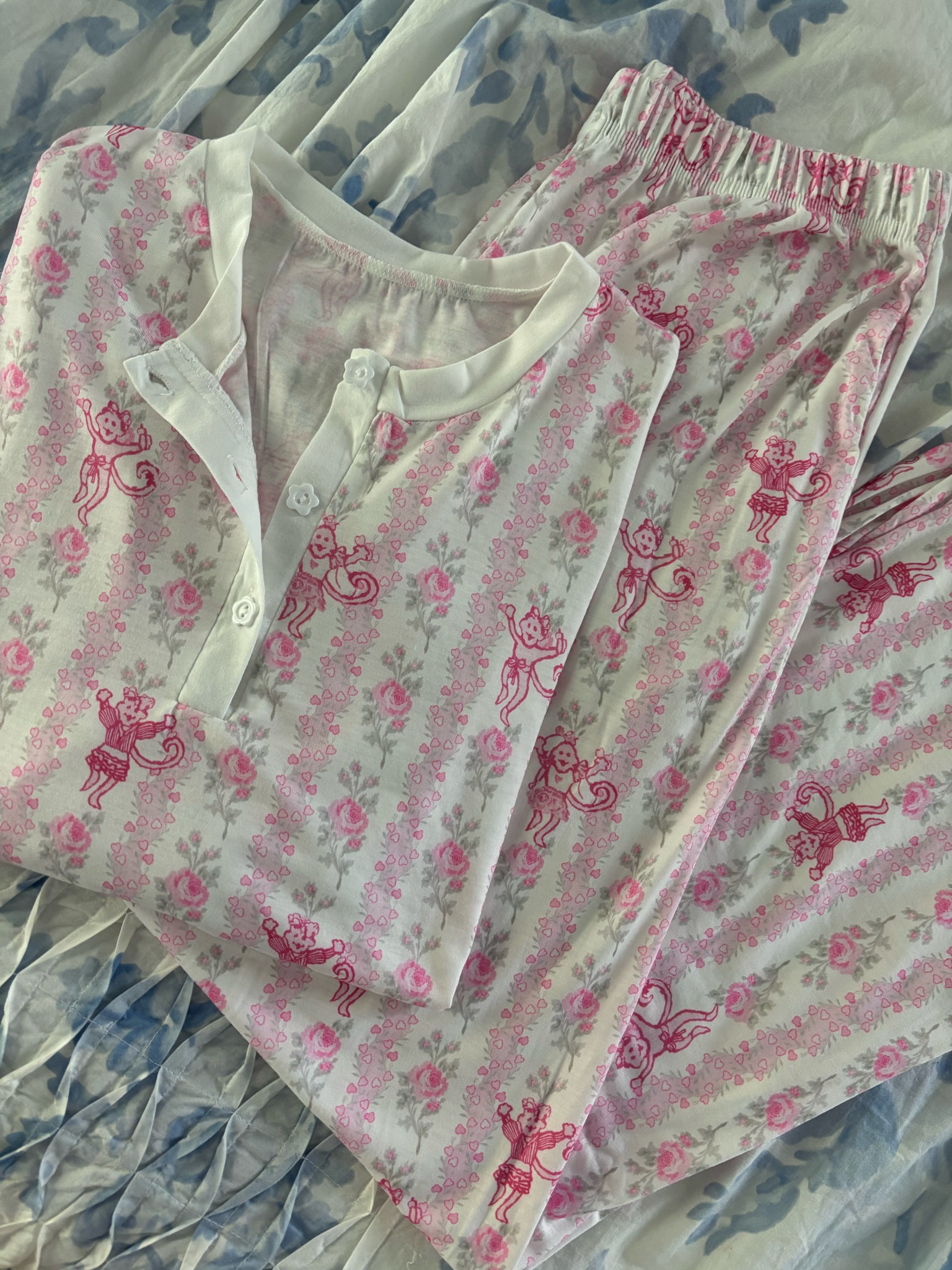 Amazon coquette pajamas 

#LTKsalealert #LTKSeasonal #LTKfindsunder50