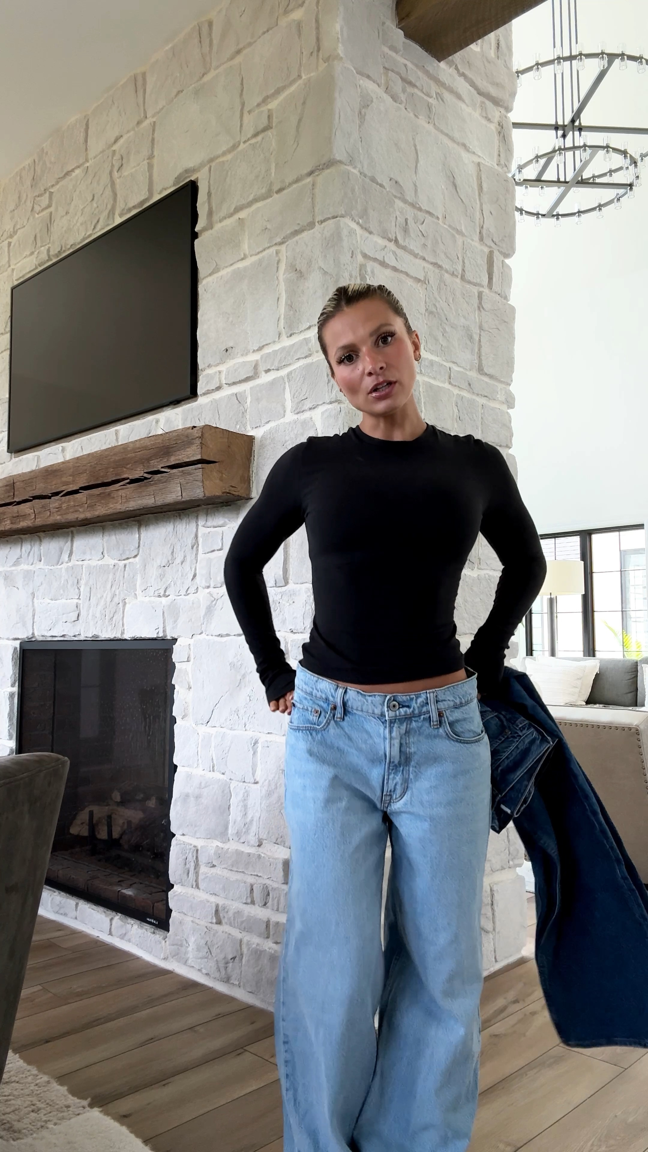 HUGE denim sale 🥹🫶🏼💕 I am soooo obsessed with these jeans 👏🏼 use code “denimaf” for 15% off at checkout for a total of 40% off 🥰🫶🏼👏🏼

#LTKSaleAlert #LTKxAF #LTKBacktoSchool