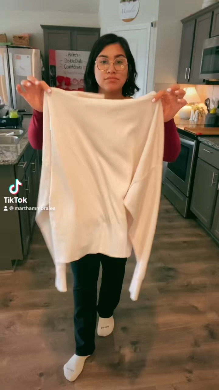 OOTD as a SAHM of 4 

#LTKStyleTip #LTKMidsize #LTKSaleAlert