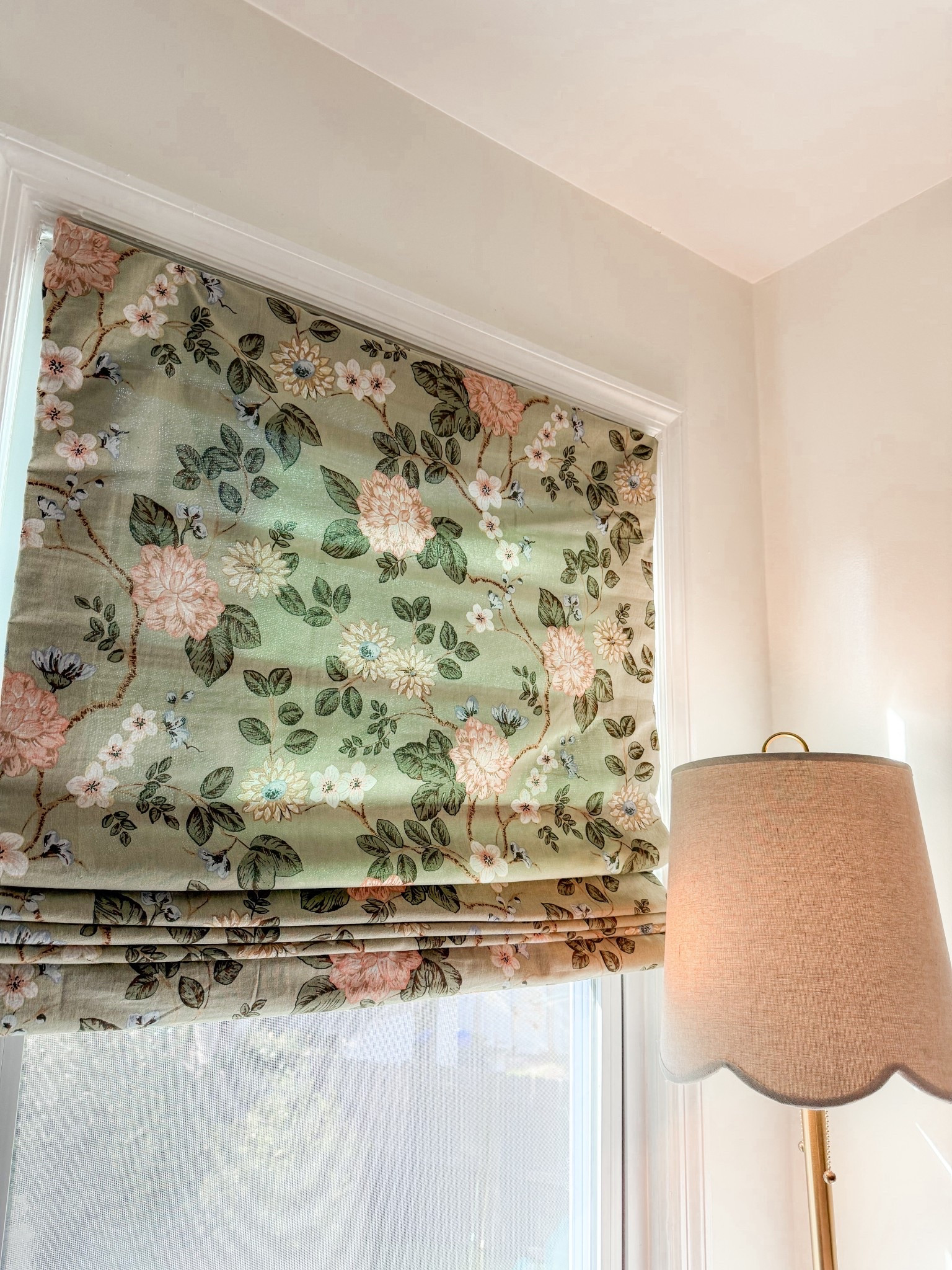 DIY Roman shade!

#LTKHome #LTKFindsUnder100
