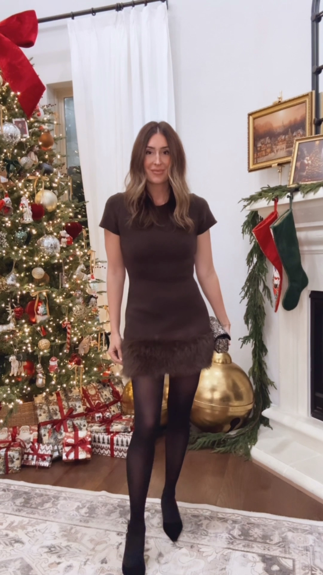 One last celebratory meal to ring in 38 last night with crew! Couldn’t wait to wear this faux fur trimmed sweater dress! And of course I had to break out my birthday present, this cutie little festive mini bag ✨

#LTKootd