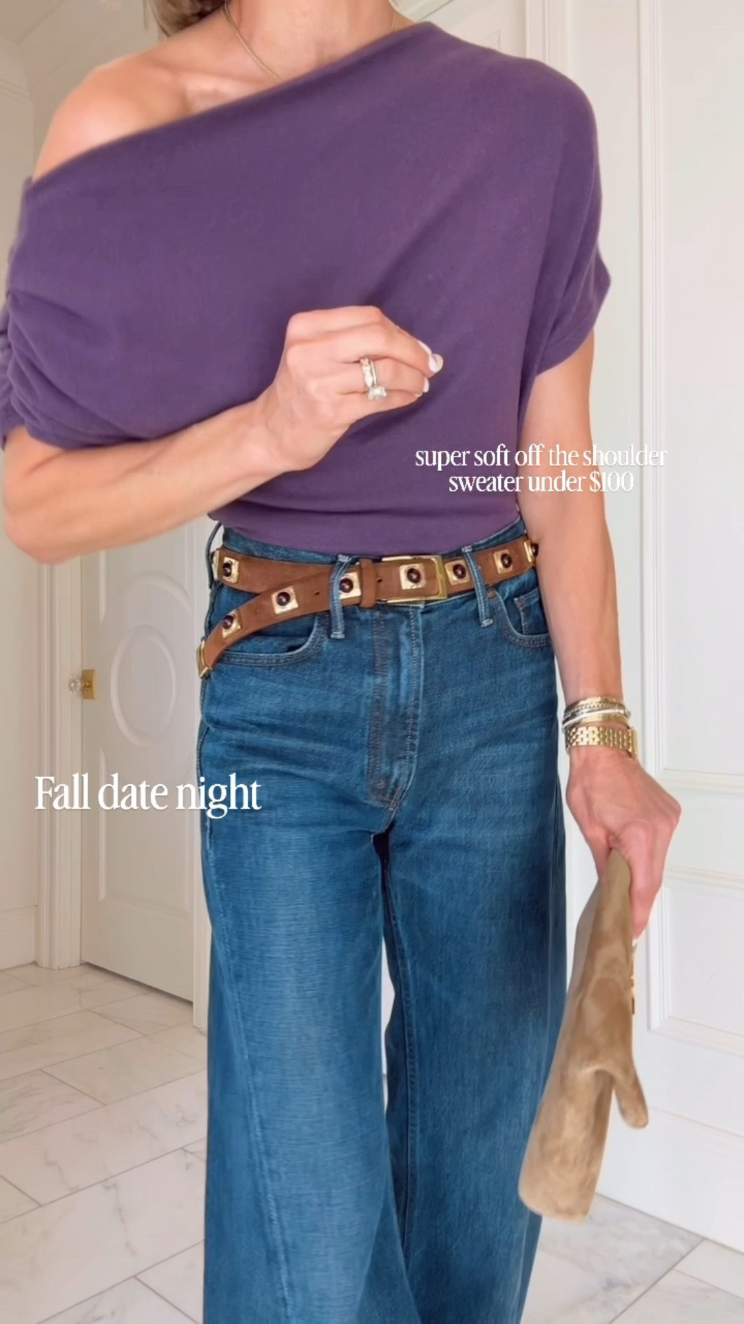 Fall date night outfit 

I'm wearing size small in my sweater and 24 in jeans size down one size
