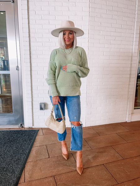 #nashville brunch outfit idea! Size small in this sweater & 26 in my maternity jeans — code TANNER for 20% off my hat #bumpstyle 

#LTKSeasonal #LTKbump #LTKFind