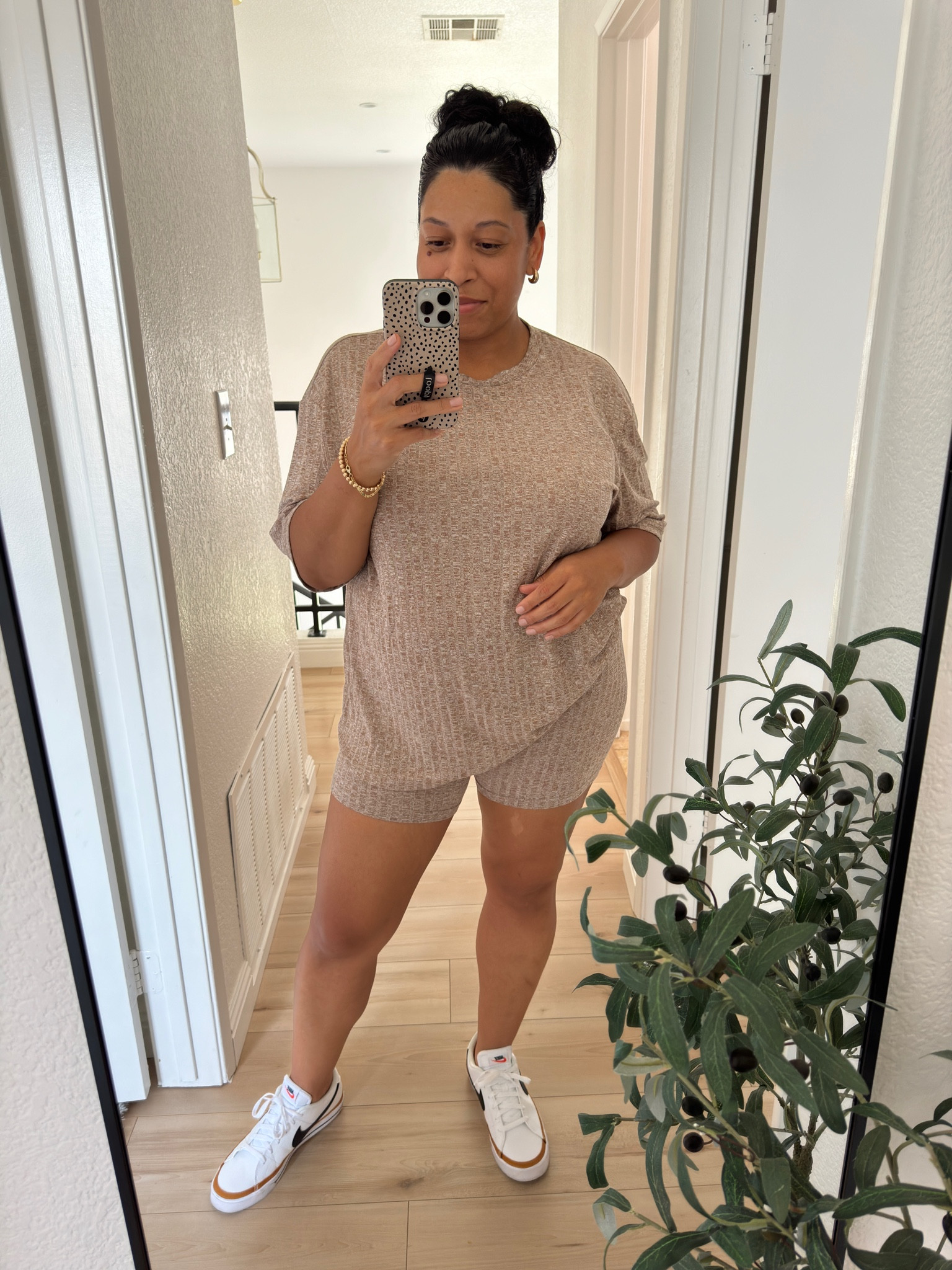 I love this Amazon 2 pc ribbed set shorts and tee! It's so soft and comfortable!

Amazon fashion | Amazon finds | Amazon 2 pc set | ribbed set |

#LTKFindsUnder50 #LTKVideo #LTKMidsize