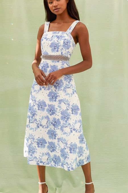 This floral midi dress is so pretty!

Kentucky Derby dress, floral midi dress, Easter dress, church dress, outfit for church, spring dress, graduation dress

#LTKunder100