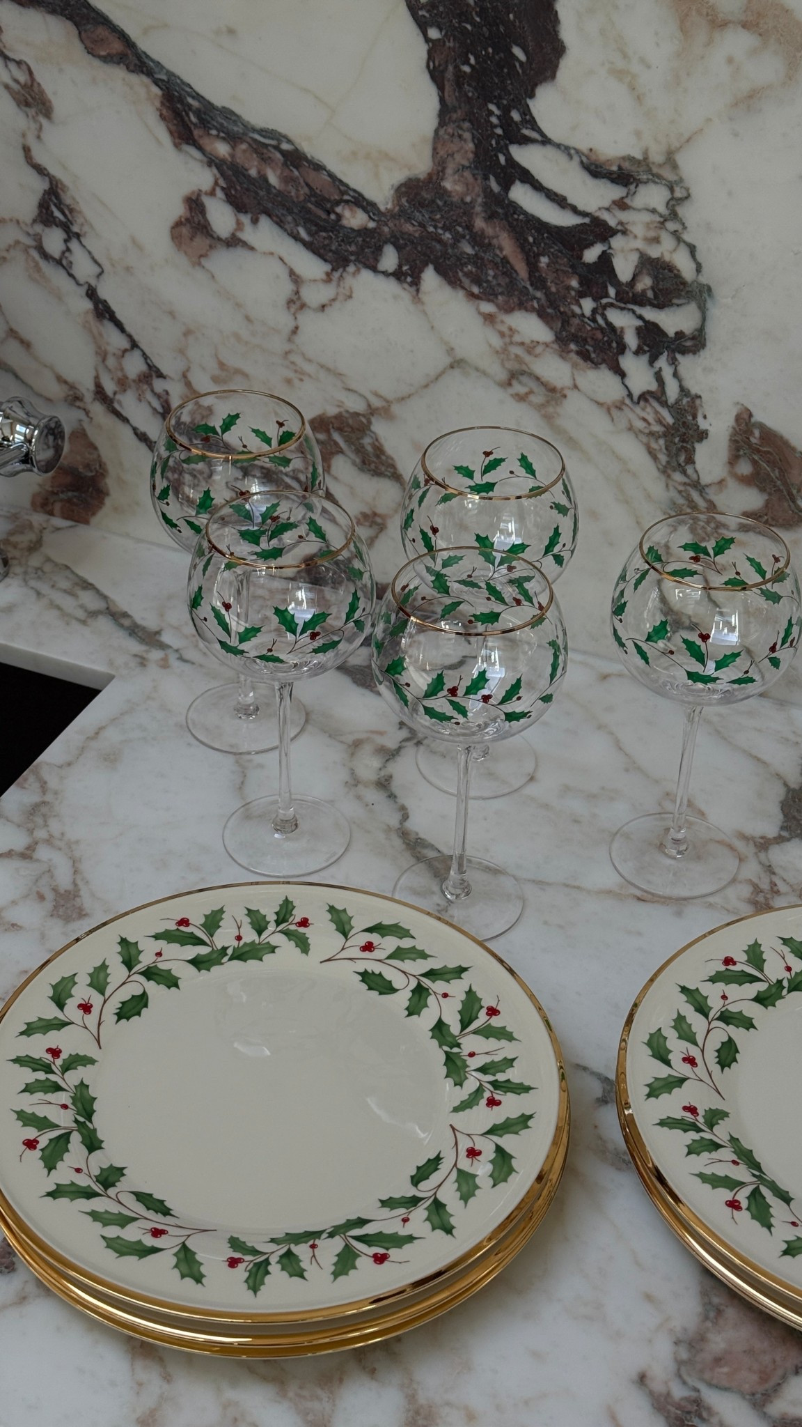 Lenox holiday glasses & plates are 30% off 

#LTKHoliday #LTKGiftGuide #LTKCyberWeek