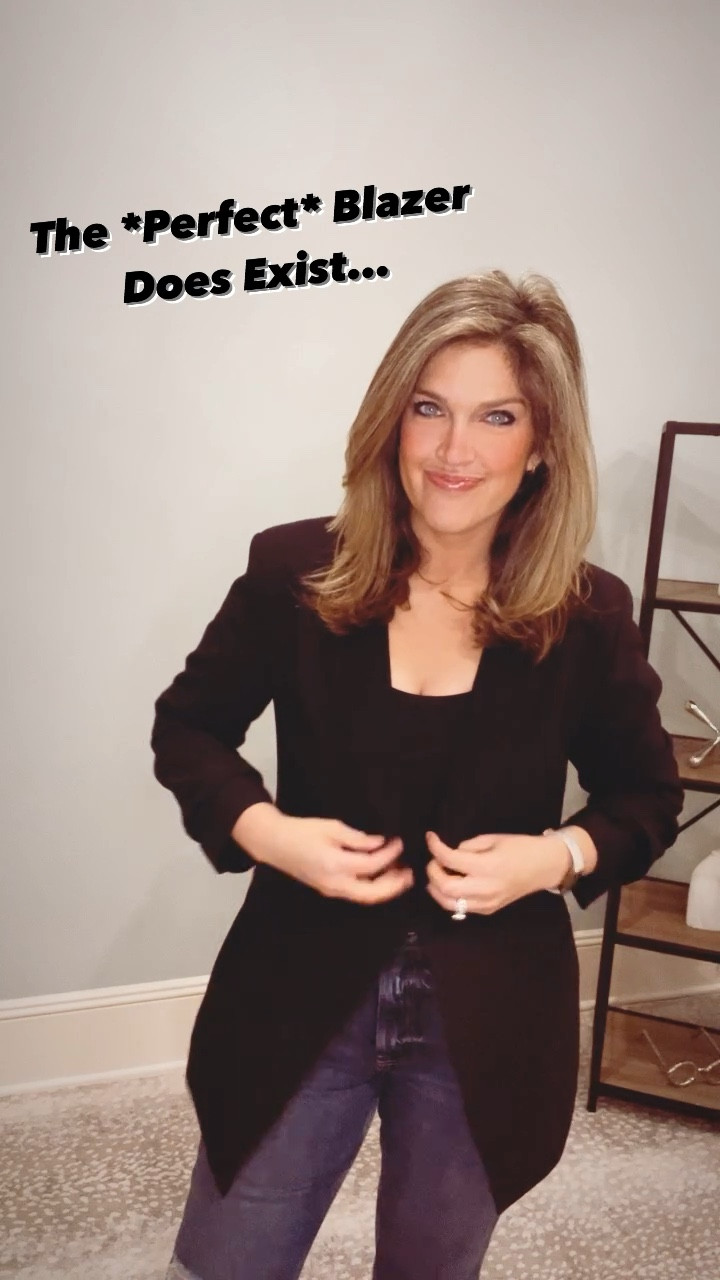 Ok Tray - turns out the *perfect* blazer does exist…and it’s under $50! You know I love my #cinqasept blazers - but at over $300 - they’re no bargain! This one is incredible quality, perfect length, has a ruched sleeve…I’m in love! #walmart #founditatwalmart #walmartfind #walmartfinds #walmartforthewin #budgetshopper #styleinspo #momsofinsta #momsoﬁnstagram #styleover30 #styleover40 #styleover50 #styleover6” 

#LTKworkwear #LTKunder50 #LTKstyletip