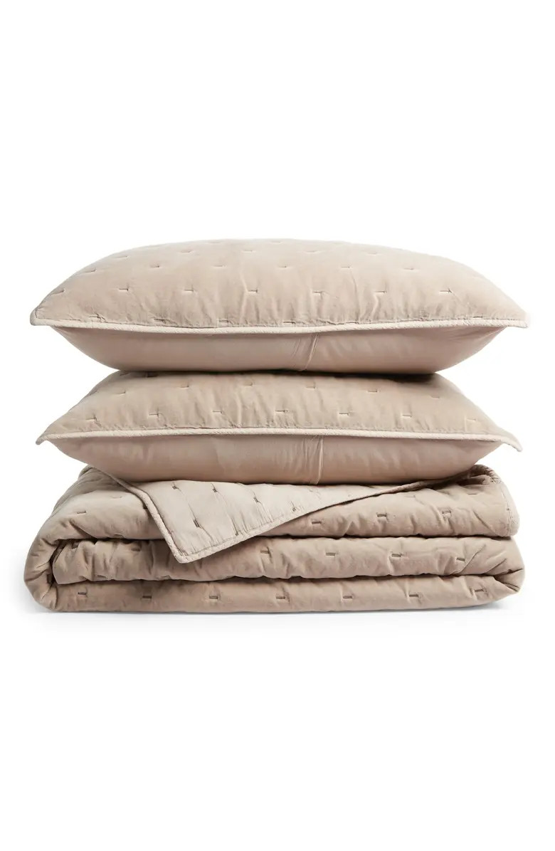 Velveteen Dream Quilt & Sham Set | Nordstrom