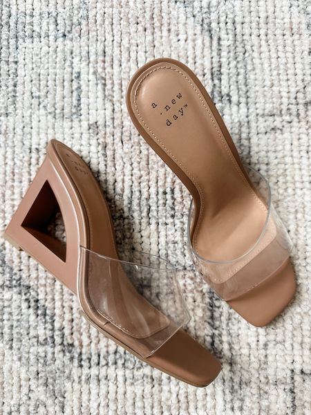 Target just got these in! Such a great neutral wedge-heel! 

Loverly Grey, spring heels, neutral wedges

#LTKSeasonal #LTKshoecrush #LTKstyletip