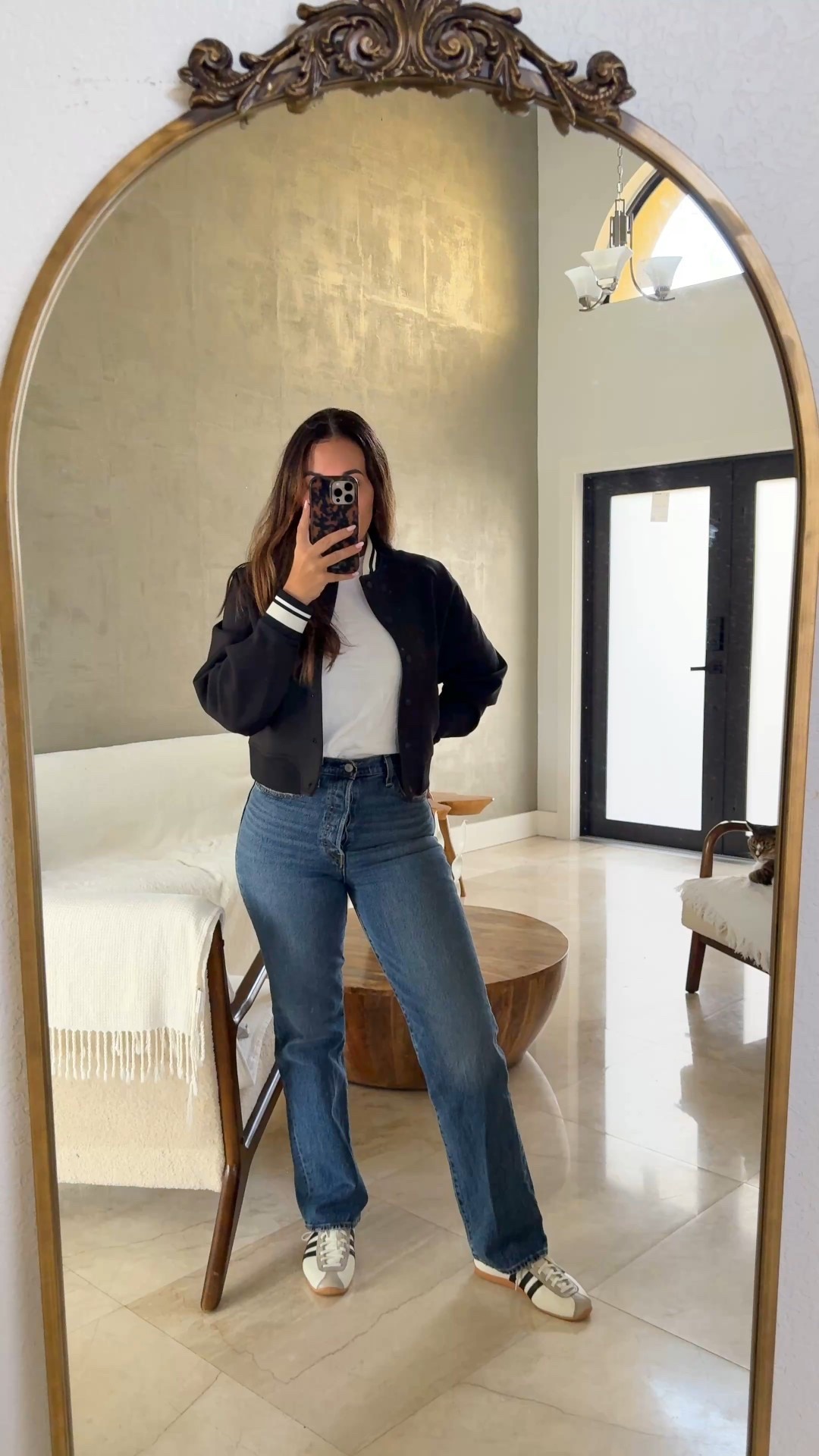 OOTD. I linked similar jacket not the same.

#LTKootd #LTKdayinmylife #LTKmomlife