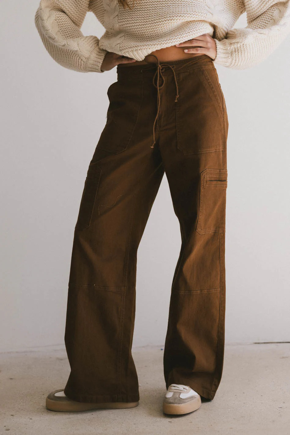 Tandry Cargo Pants in Brown | Böhme US