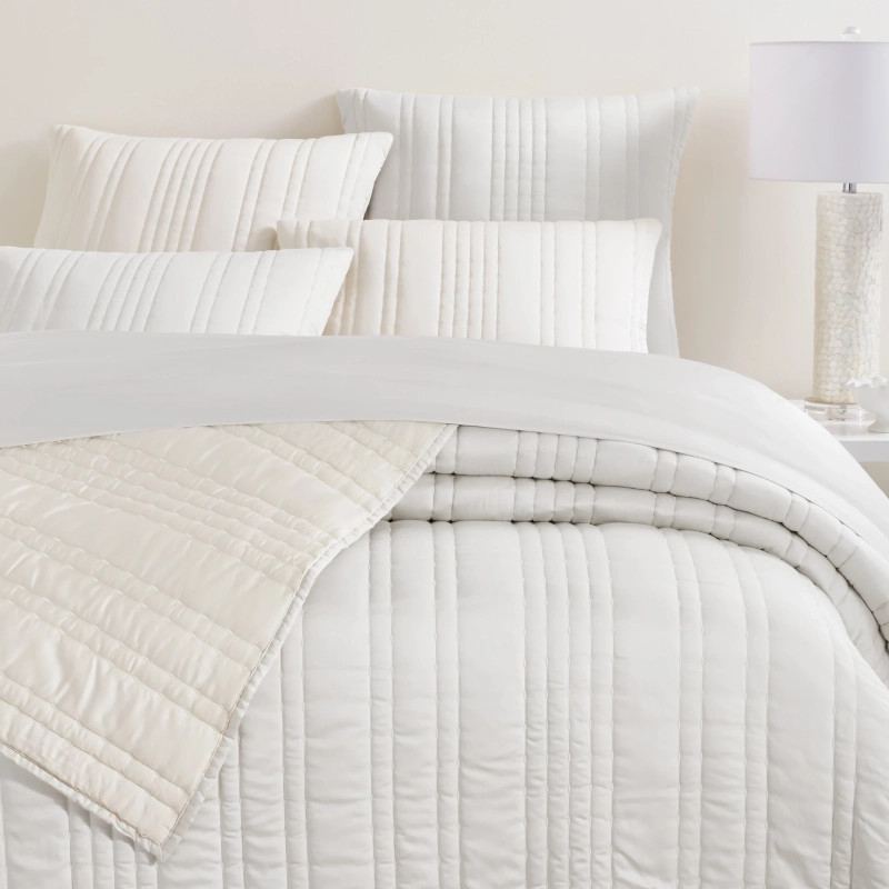 Blissful Bamboo Pearl/Silver Quilt | Annie Selke