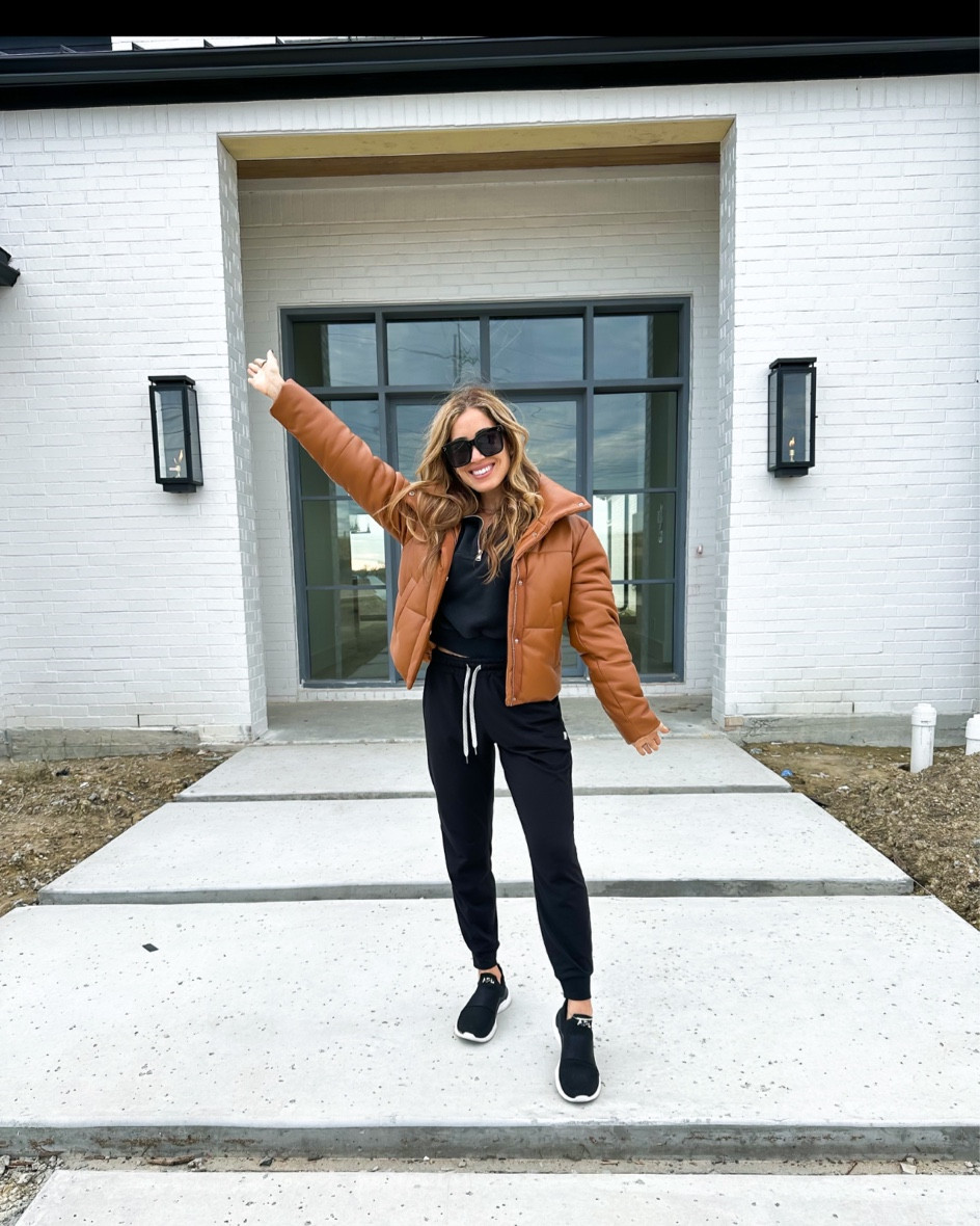 Black joggers Xs apl sneakers on sale faux leather puffer jacket xxs pullover xs 

#LTKunder50 #LTKsalealert #LTKunder100