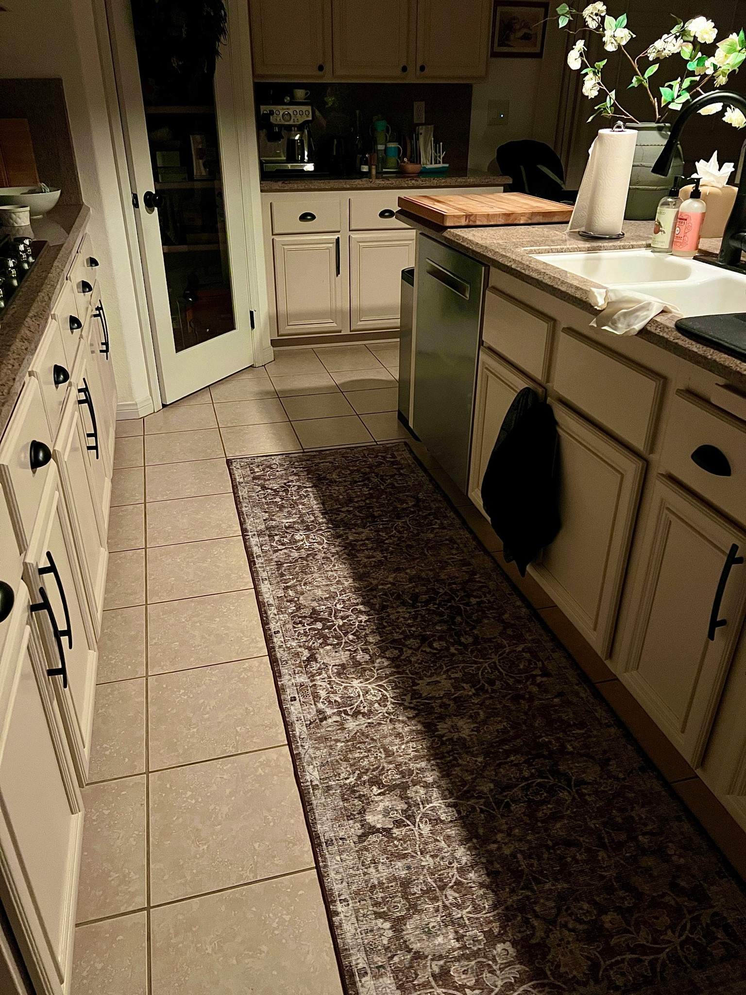 Kitchen runner rug