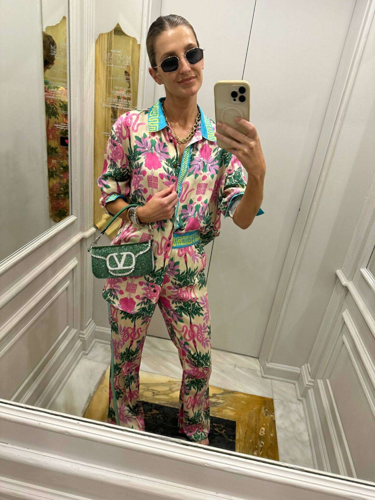 Such an easy set to throw on while travelling! Shop similar styles below. The exact bag and sunglasses are also linked 💛

#LTKaustralia #LTKFind #LTKtravel