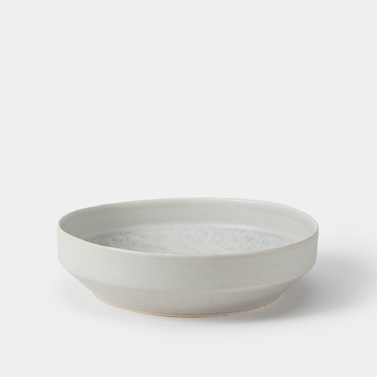 Lanai Stoneware Shallow Bowl | Shoppe Amber Interiors | Amber Interiors