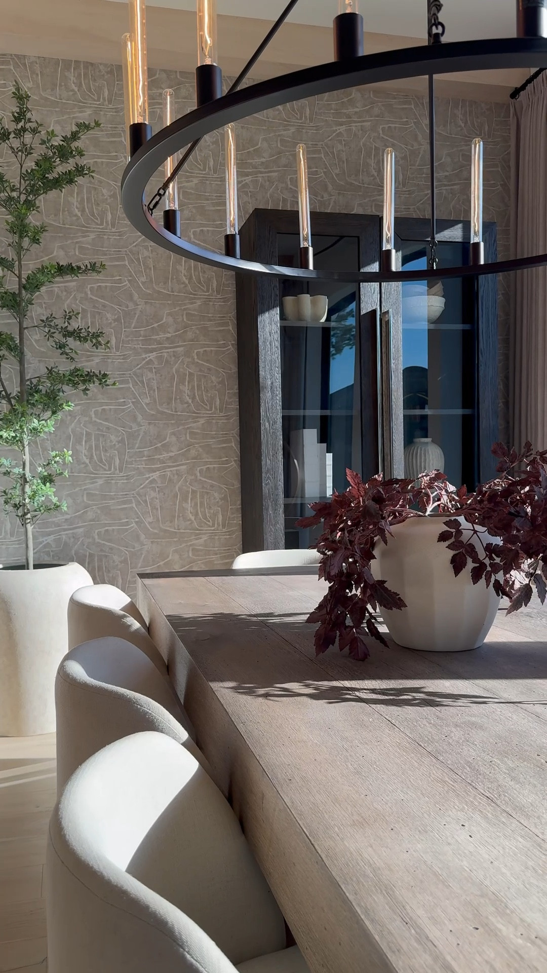 Hi friends! 😄 👋🏽

So in love with this wallpaper! It’s peel and stick - so installation is super easy! Color is Neutral/Pearl …. It also comes in Gray. We used 1 roll per stick so that the patterns match from top to bottom.😊 

#LTKHome #LTKStyleTip #LTKSaleAlert