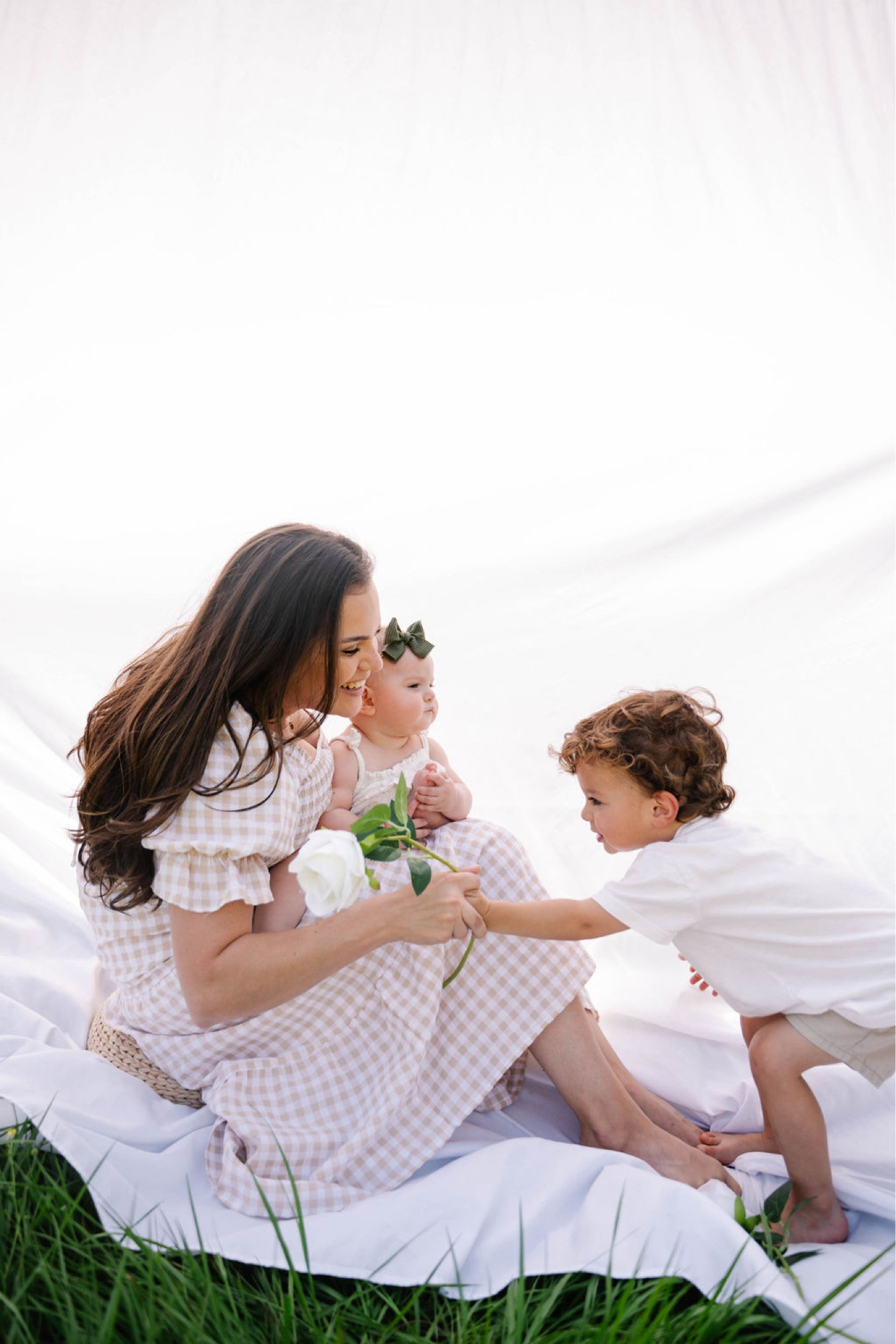 Dress for family pictures / mom Amazon dress / spring dresses / Amazon dresses for women / women’s dresses / long dress for women / Amazon dresses on sale

#LTKFamily #LTKSeasonal #LTKFindsUnder50