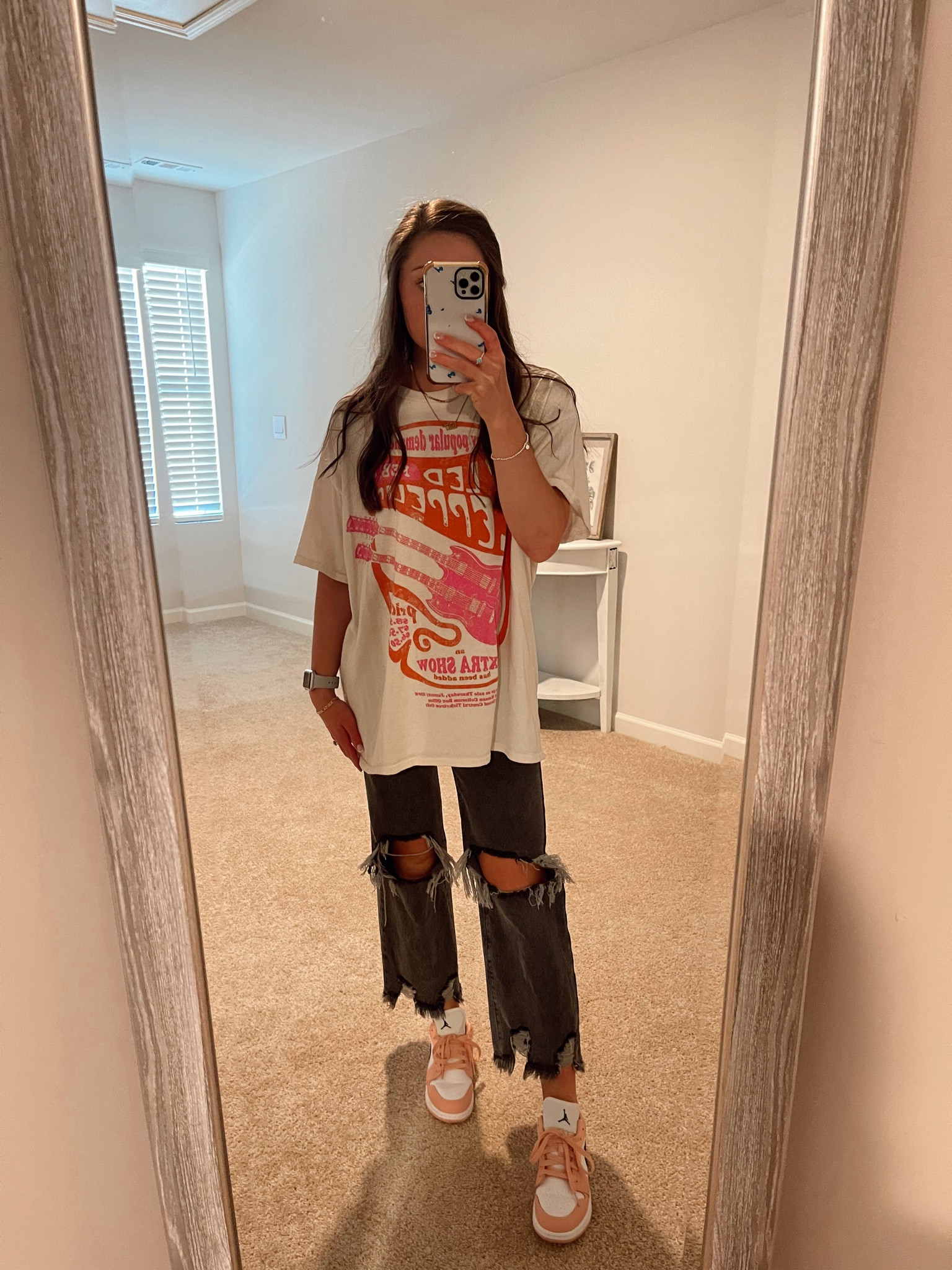 Friday fit in my fave sneaks! 

#LTKstyletip #LTKunder100 #LTKtravel