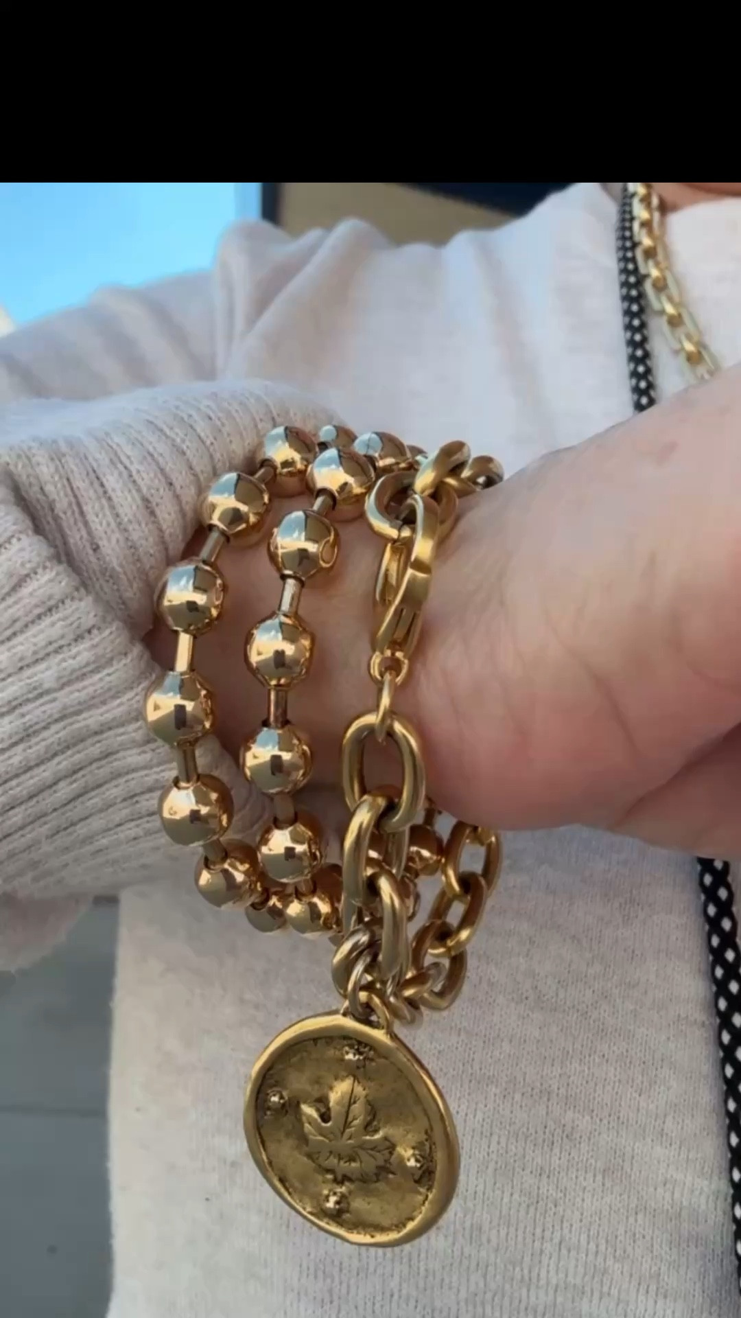 Bowood Lane stack ✨



discount code: MARCI15


gold beaded bracelet | butterfly charm bracelet | gold stack | link bracelet 

#LTKmomlife #LTKFestival #LTKootd