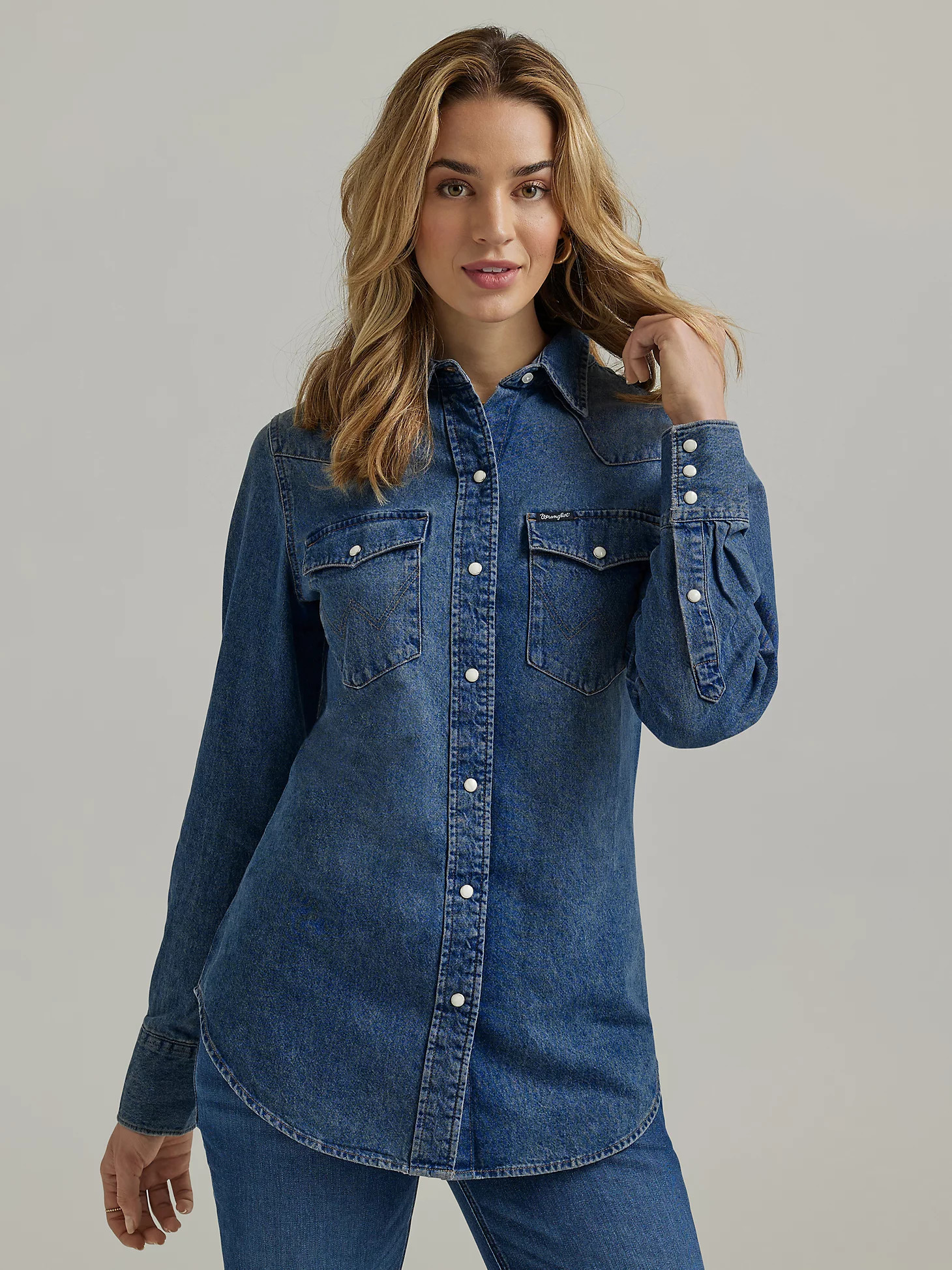 Women's Wrangler Denim Cowboy Snap Shirt in Navy | Wrangler