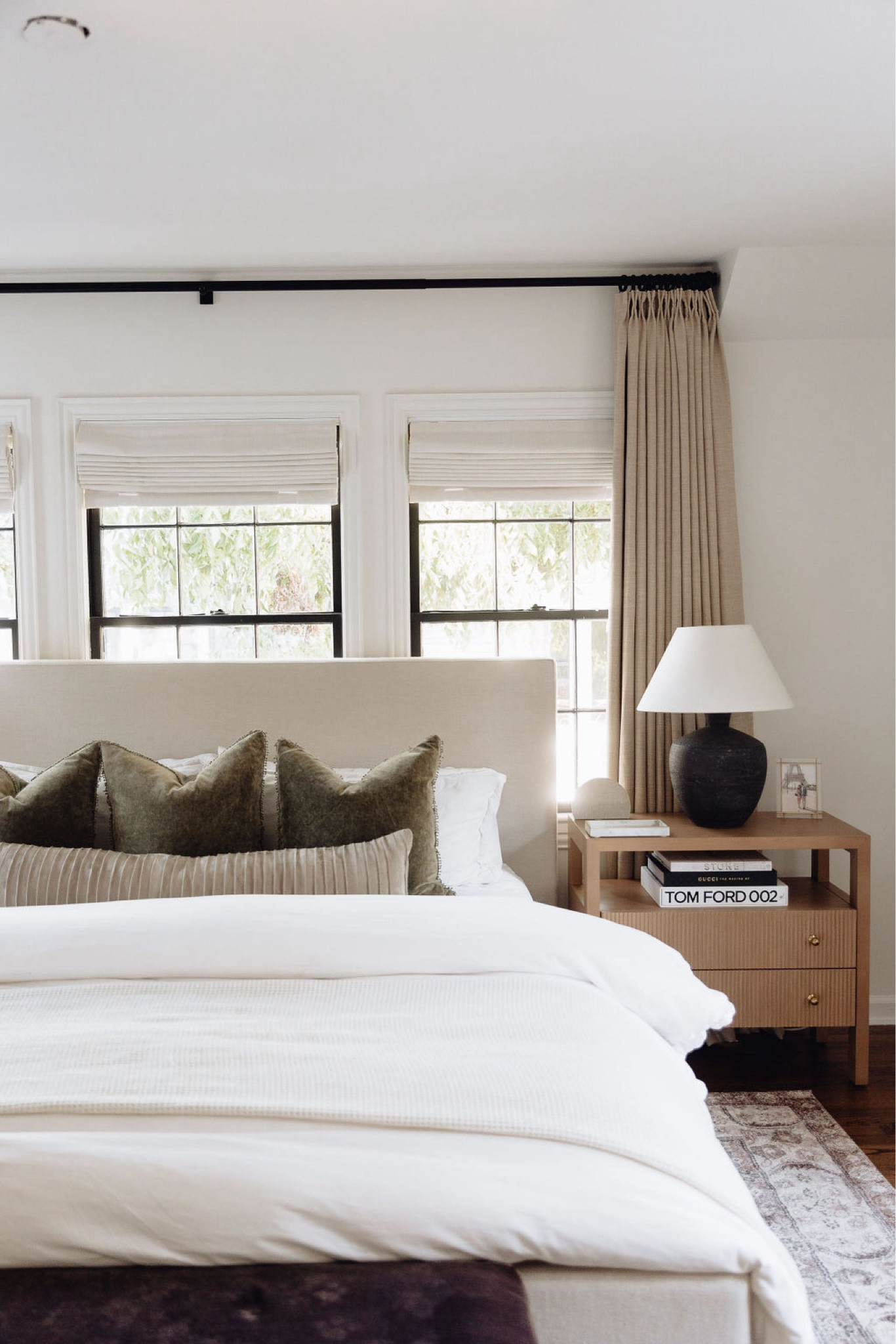 Bedroom Decor // bedroom, bedroom decor, home decor, master bedroom, guest bedroom, primary bedroom, bedding, decorating, dresser, side table, bedside table, mirror, vase, pampas grass, full length mirror, accent pillow, accent chair, rug, picture frames, lamps, decorative pillow covers, bedroom furniture, modern decor, modern home decor, Amazon home, Amazon home decor, Walmart decor, modern home decor, neural home decor, neutrals, decor, modern, modern decor, lamps grass, flower arrangements, decorations, ceramic vases, flower vase, centerpieces, modern vases, geometric vase, minimalist, minimalist home decor, modern, minimalism style, decoration,
table, office, centerpiece, area rug, area rugs, rugs, armchair, accent chair, living room, swivel chair, living room decor, office decor 

