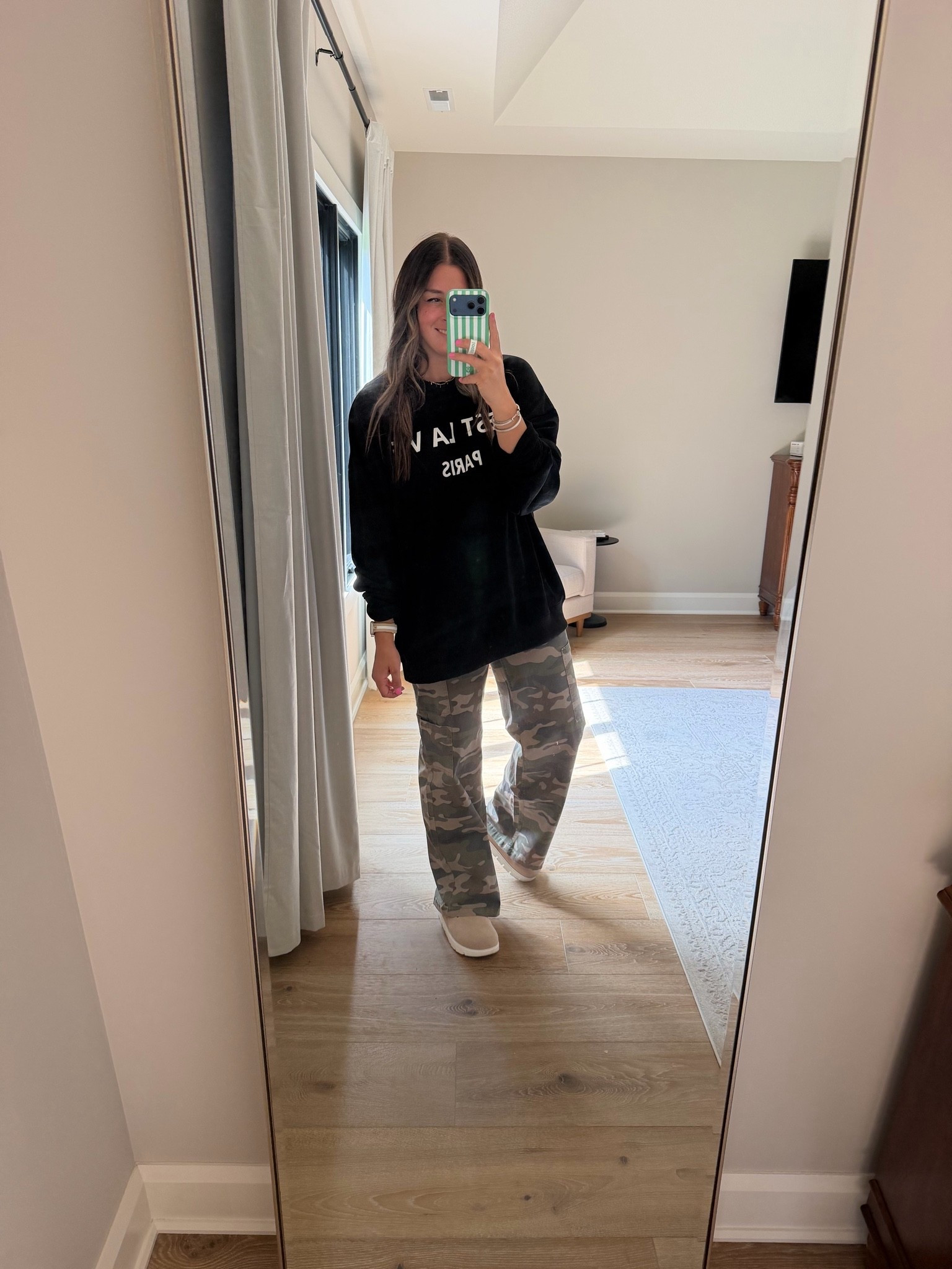 Viral camo pants // wearing xxl in sweatshirt and medium long in pants