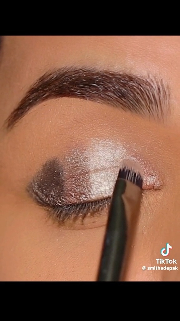 You’ll love this Gradient eyeshadow blending technique for a smooth and seamless eye makeup look!

#LTKbeauty #LTKFind