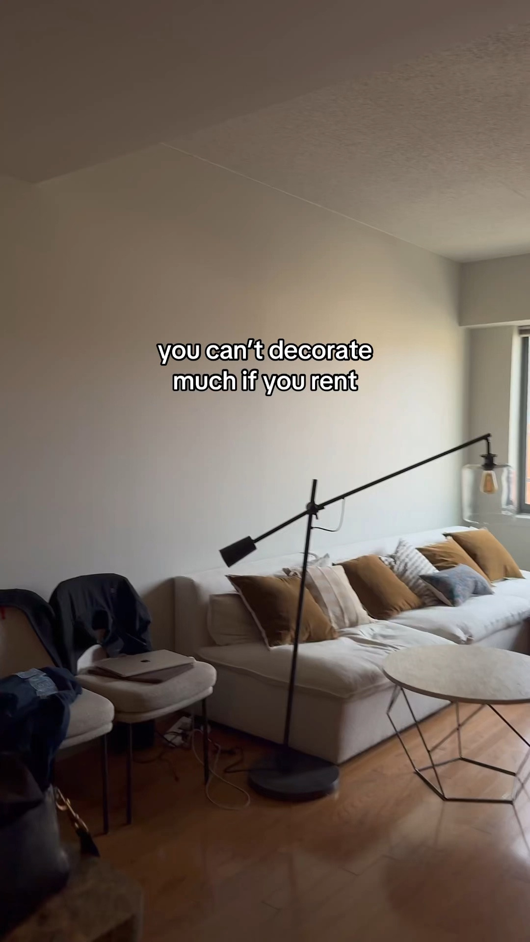 Ombré wallpaper was life changing 


#LTKHome #LTKOver40