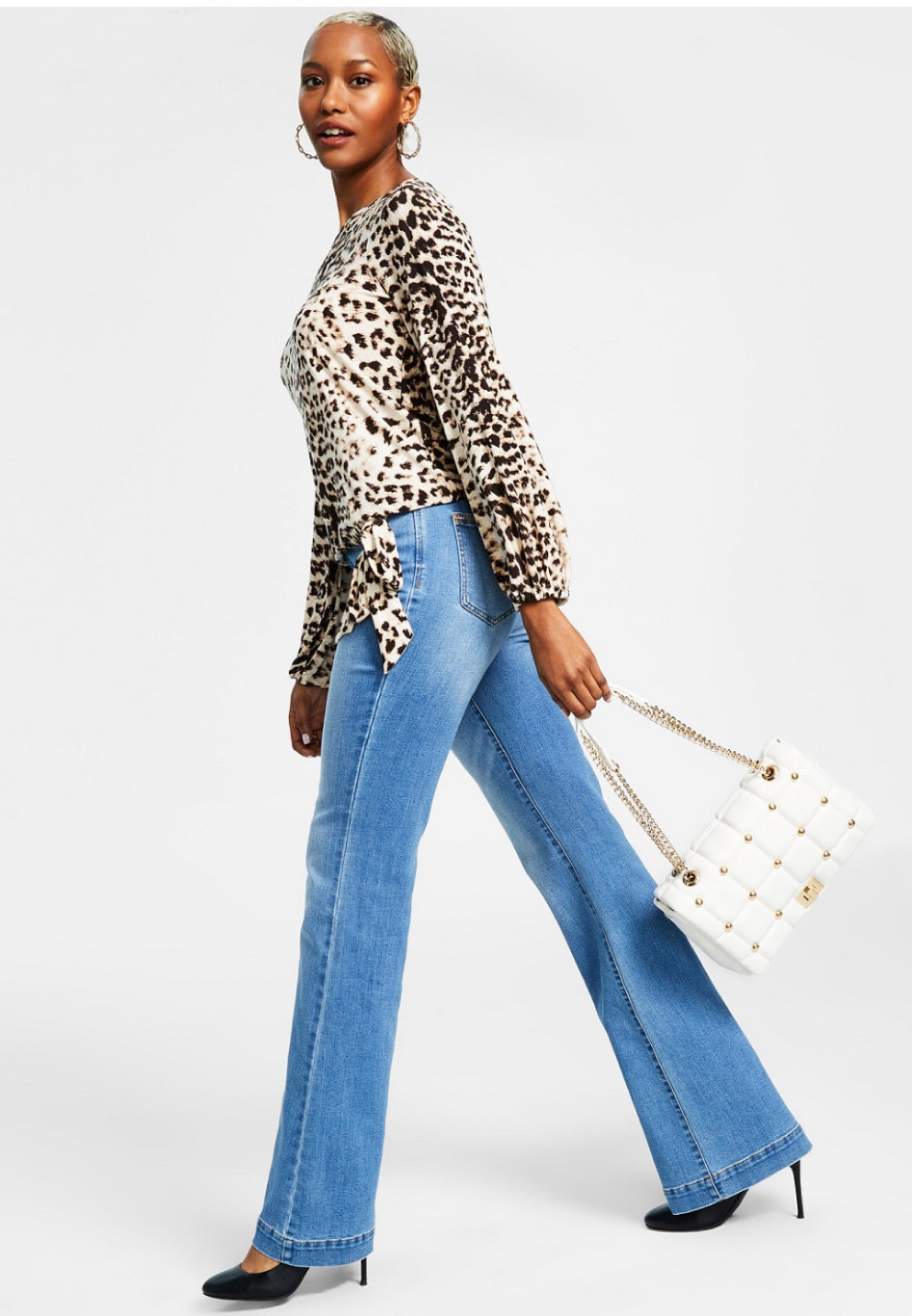 Literally the cutest jeans ever! Super comfortable and stylish! 

#LTKunder100 #LTKcurves #LTKsalealert