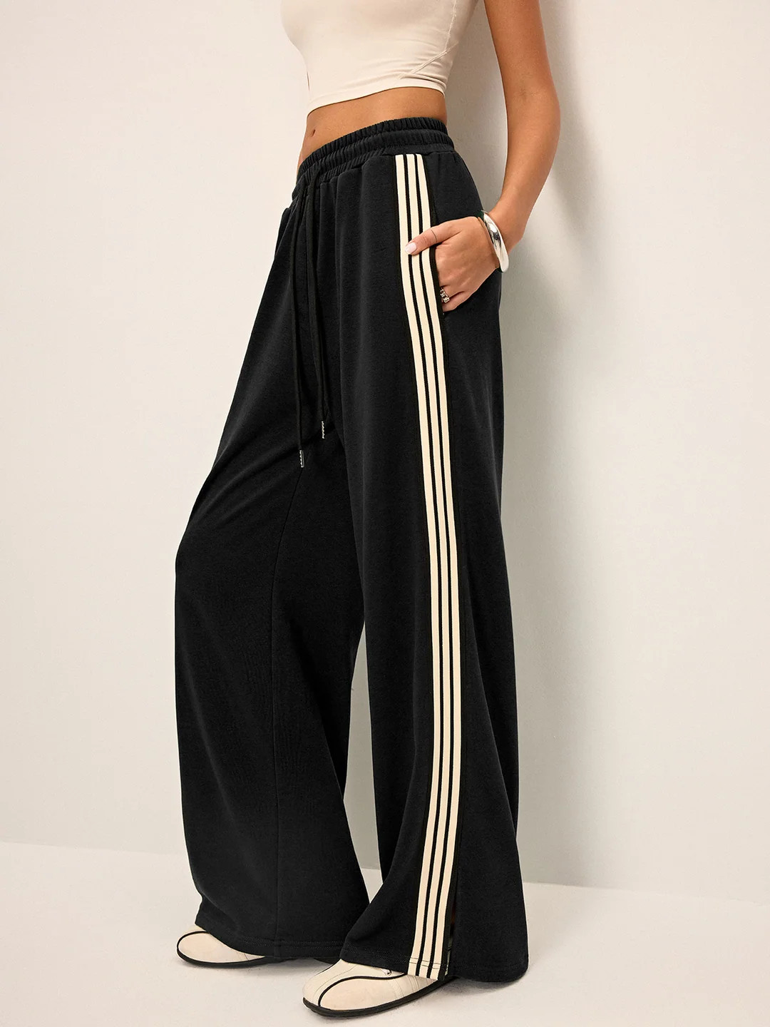 Side Stripe Wide-Leg Sweatpants | Commense