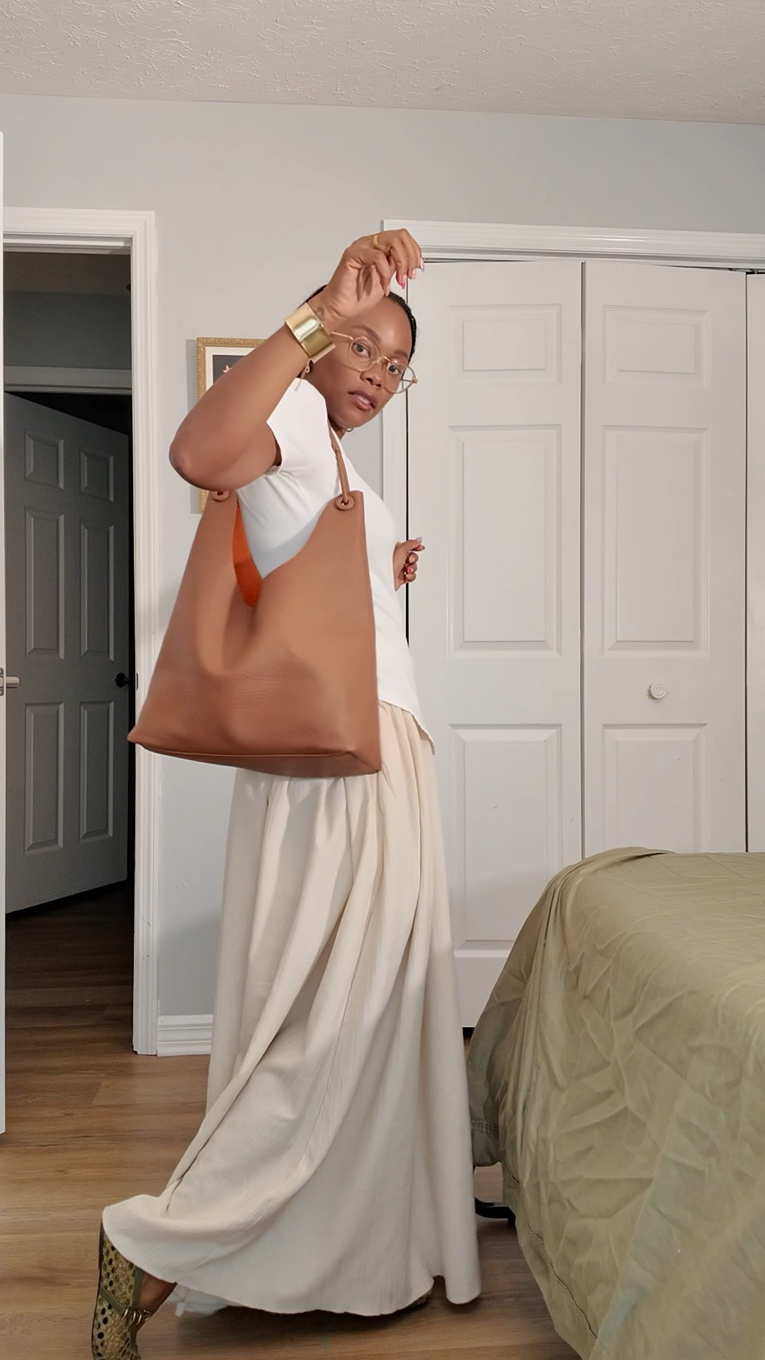 I put 2% effort into dropping the kids off this am yet received so many compliments on this skirt. The top may be sold out at asos but any well fitting top will probably do. 