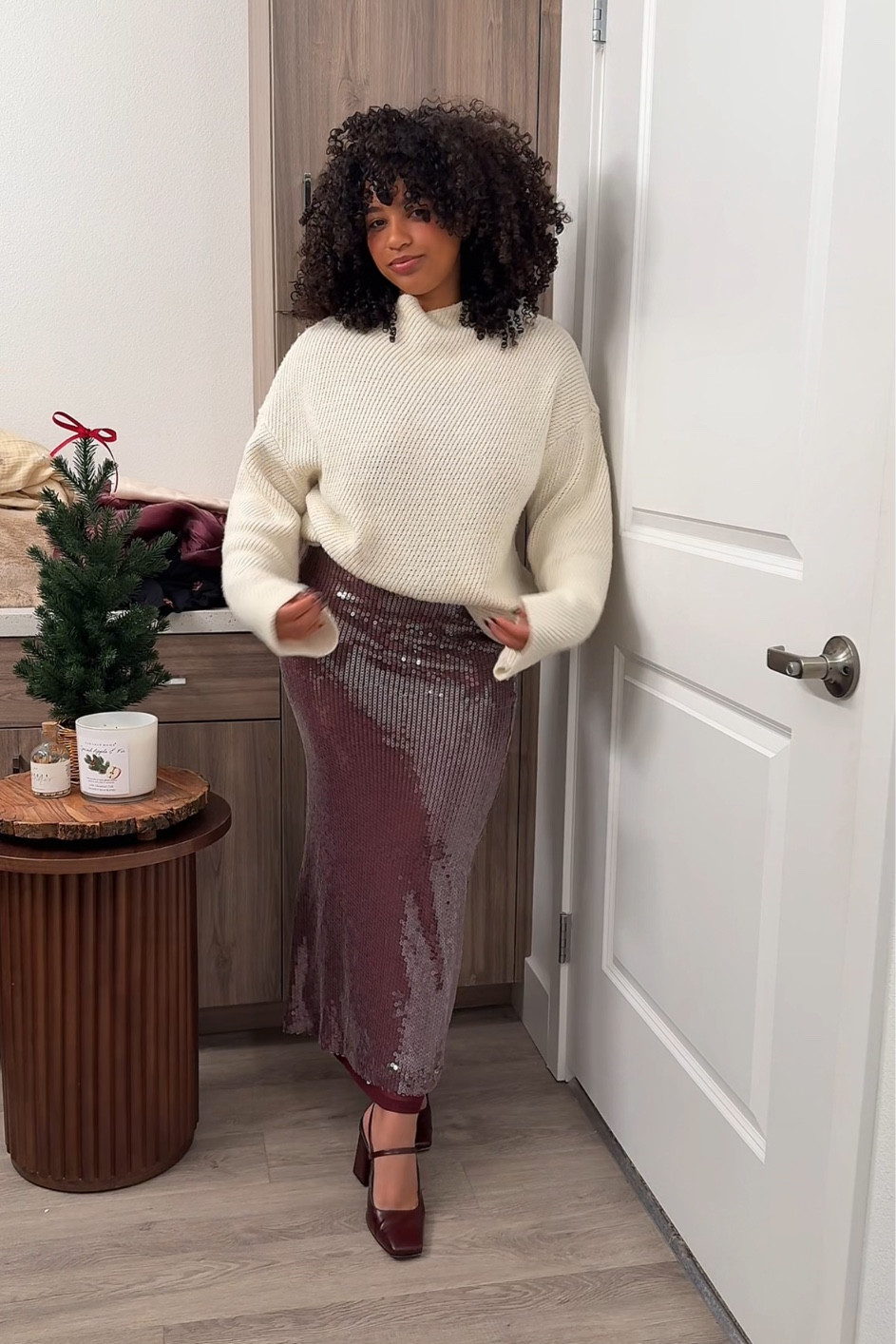 i’m absolutely in love with this redsequin skirt! I got a size small but honestly, I should’ve sized up the cream oversized  sweater is also so cute.

holiday outfit inspiration 
Wine sequin, skirt 
Holiday skirt 
Holiday skirt and sweater

#LTKGiftGuide #LTKHoliday #LTKCyberWeek