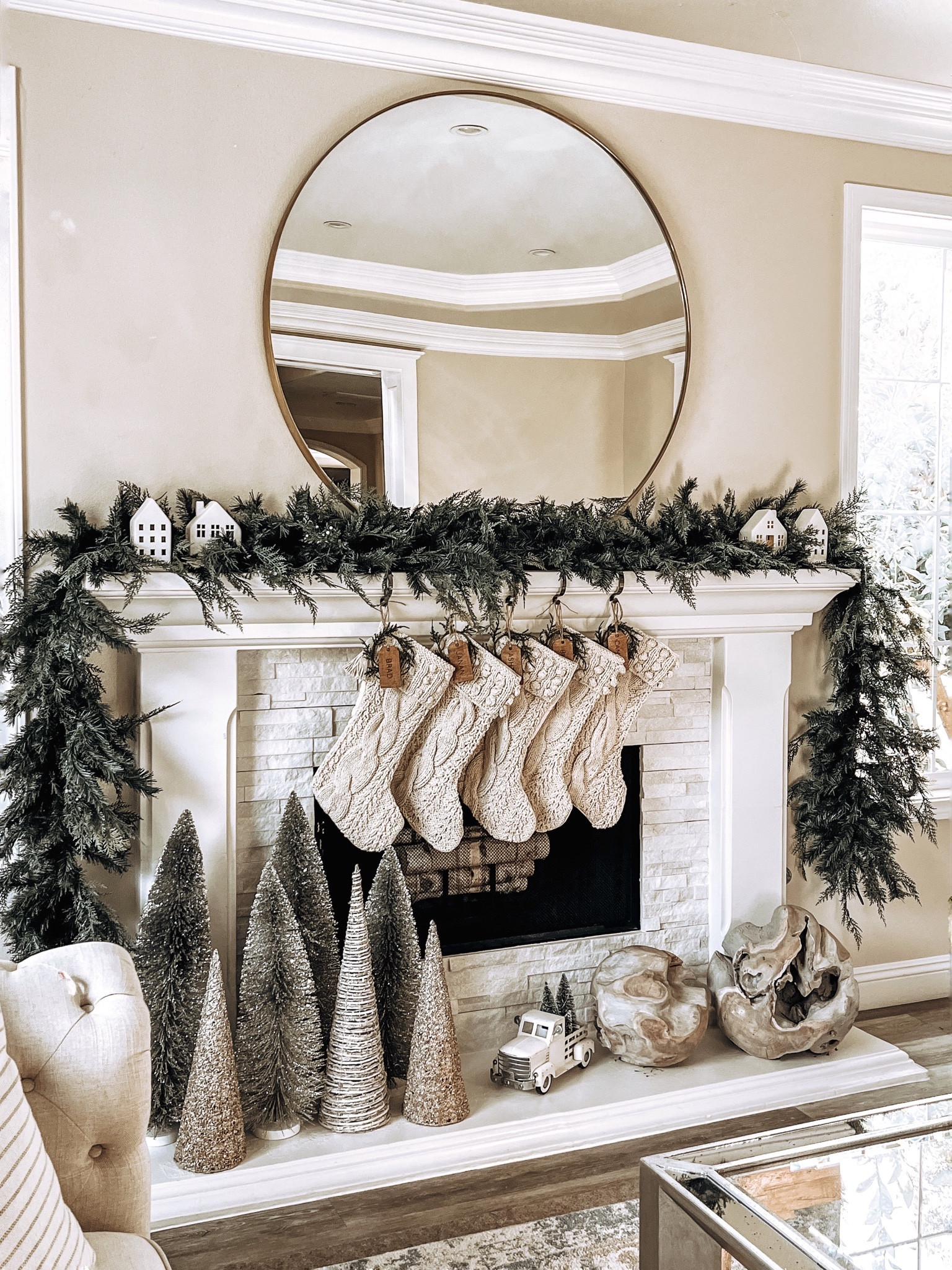 Christmas mantel 


#LTKhome #LTKHoliday #LTKSeasonal