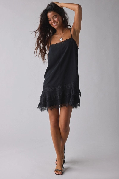 Kimchi Blue Up In The Air Tiered Lace Slip Mini Dress | Urban Outfitters (US and RoW)