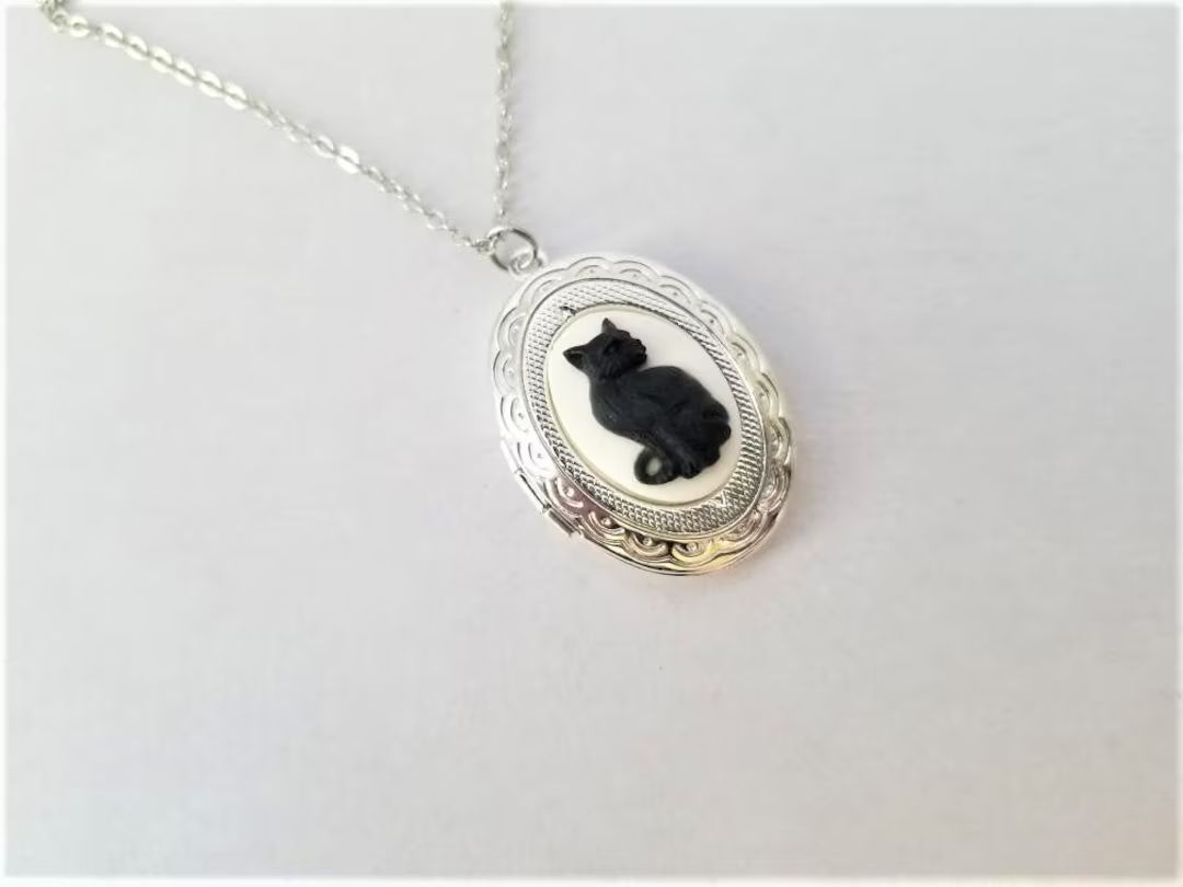 Vintage Style Victorian Gothic Black Cat Cameo Locket Necklace Assorted Chain Lengths | Etsy (US)