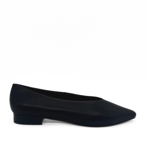 Amie Rafa Riley Leather Ballet Flats in Black at Nordstrom, Size 10 | Nordstrom