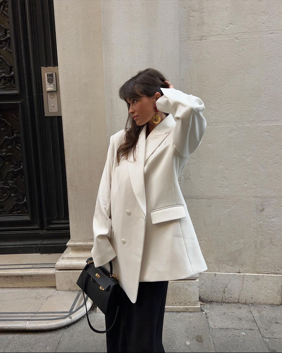 Blazer oversize The Frankie Shop, blazer crème, mini Kelly Hermès noir, old money, ootd, Paris chic 

#LTKFind #LTKstyletip #LTKeurope