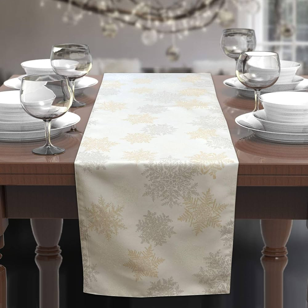 CAIT CHAPMAN HOME COLLECTION Holiday Silver Gold Snowflakes Metallic Jacquard Woven Table Runner ... | Amazon (US)
