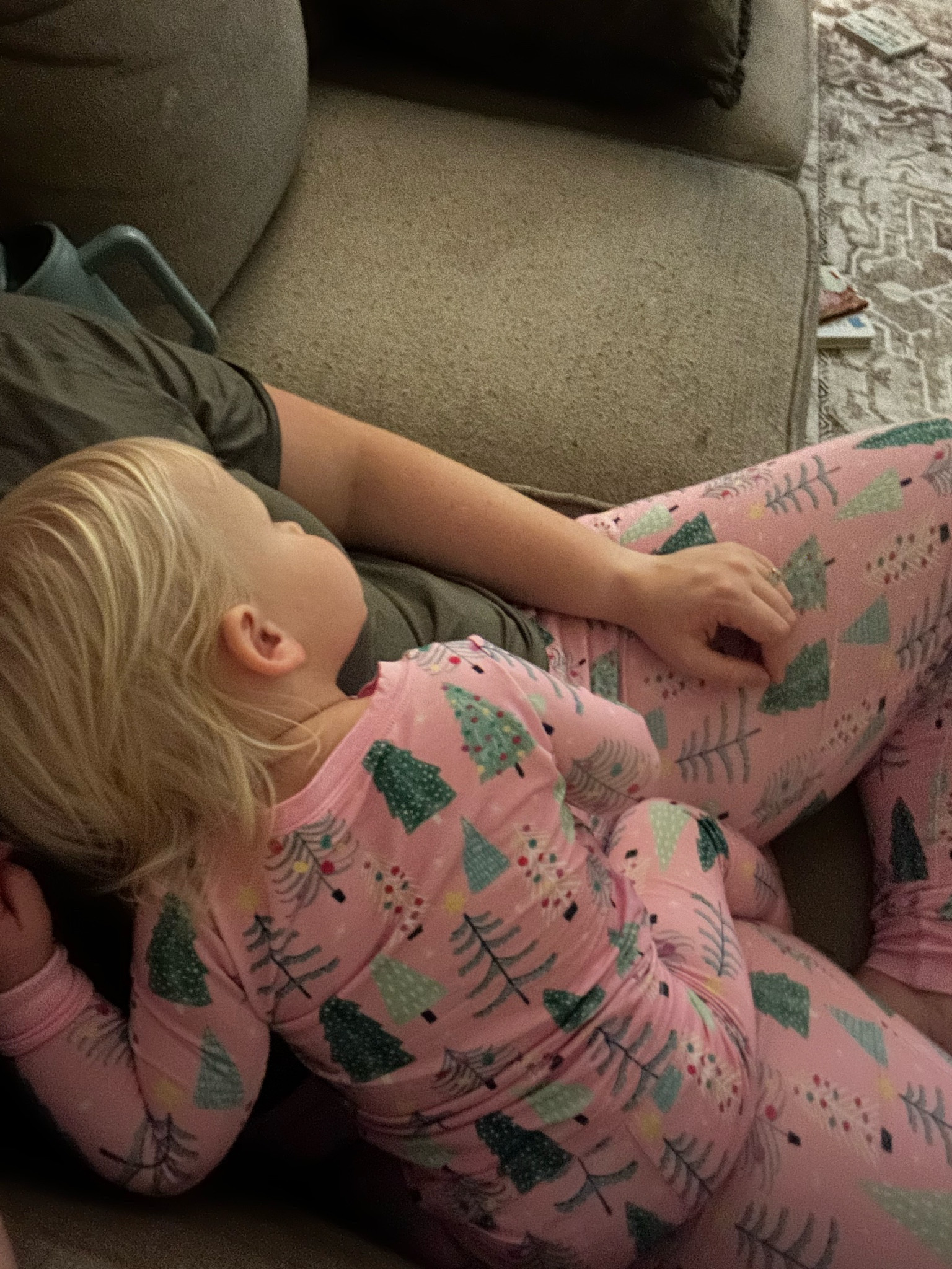Cute matching Christmas Jammie’s always make my day🎄