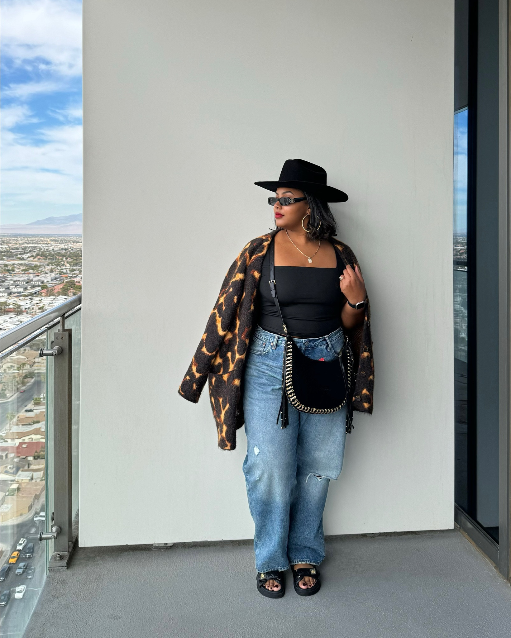 #TravelFit

Jeans on 40% sale currently 

Wearing men’s size 42 x 30 for a relaxed fit and cardigan in xxl for an oversized fit. Added the hat and bag once I reached my destination and now I’m ready to STREETS!

#LTKSaleAlert #LTKMidsize #LTKTravel