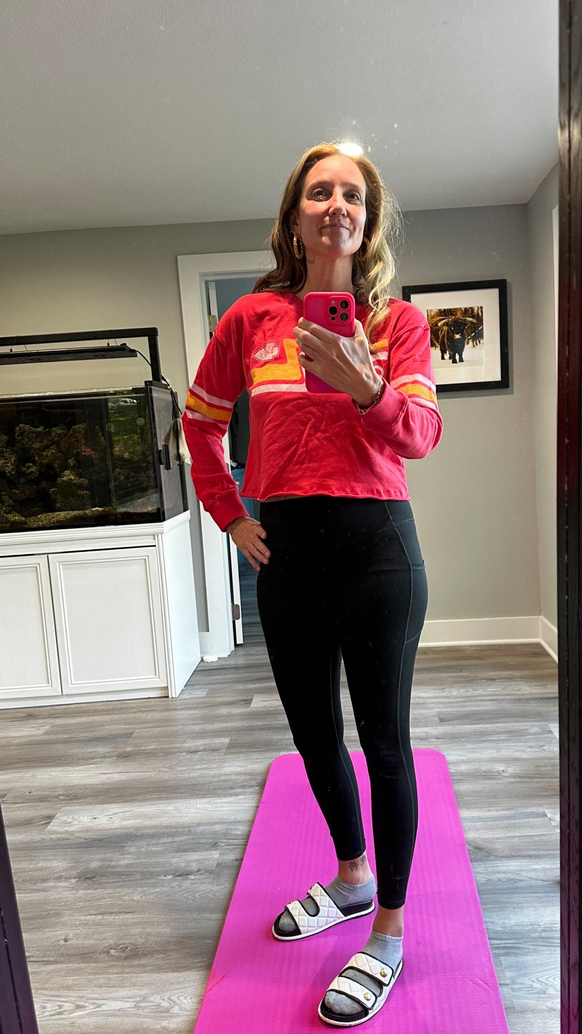 Heading out to watch the Chiefs game today! 💋

#LTKActive #LTKOver40 #LTKSeasonal