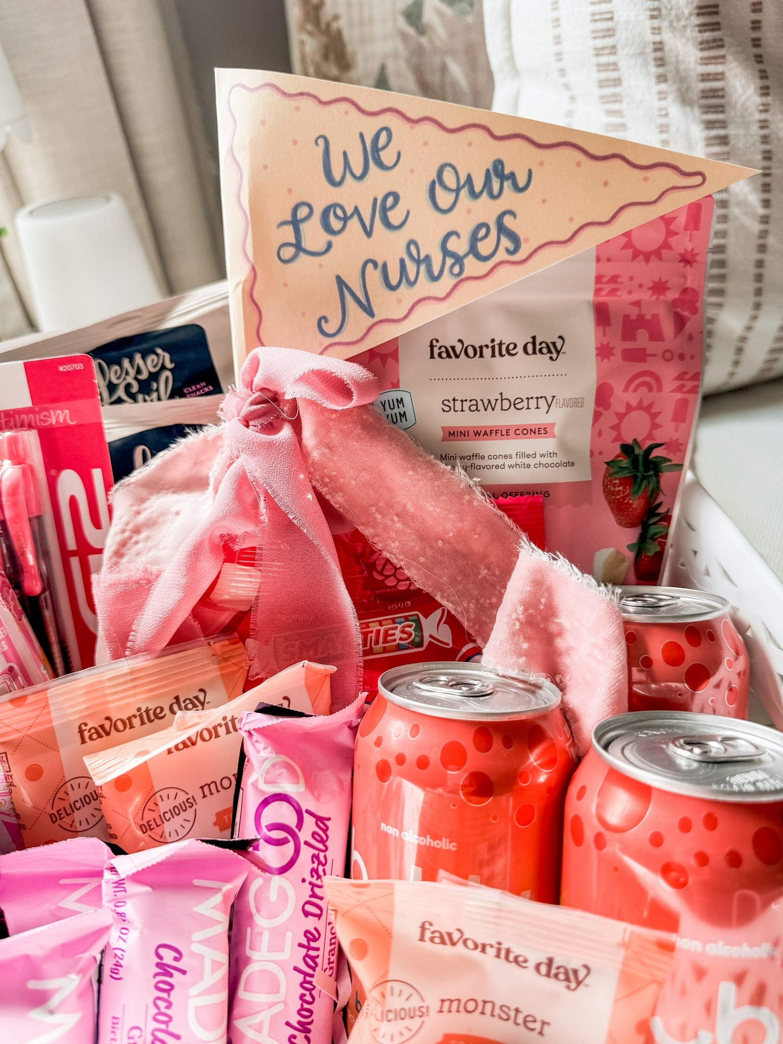 Nurse Thank You Basket

#weloveournurses
#hospitalthankyoubasket
#thankyougift
#nursethankyougift

#LTKFindsUnder50 #LTKBump #LTKFamily