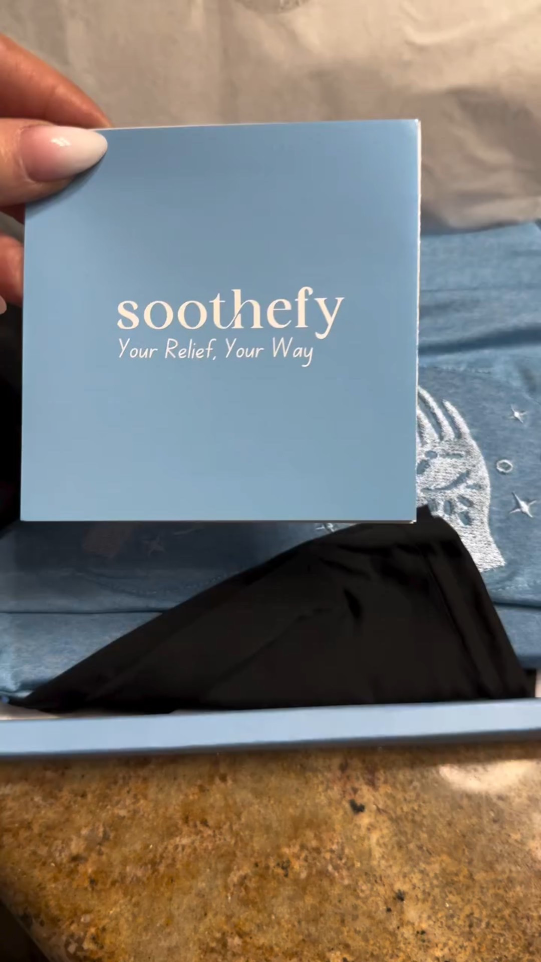 If you’re someone who suffers from migraines 🧠 or tension headaches, listen up! @soothefyofficial has a life-changing, medical grade, gel compression relief cap that works naturally cold or hot. 

Cold reduces nerve conduction, which immediately decreases pain. Hot, relaxes muscles, increases blood flow and provides a comforting sensation.

Follow @soothefyofficial 

 @soothefyofficial @stackinfluence #soothefypartner #migraine #headacherelief

#LTKstorytime #LTKmomlife #LTKselfcare