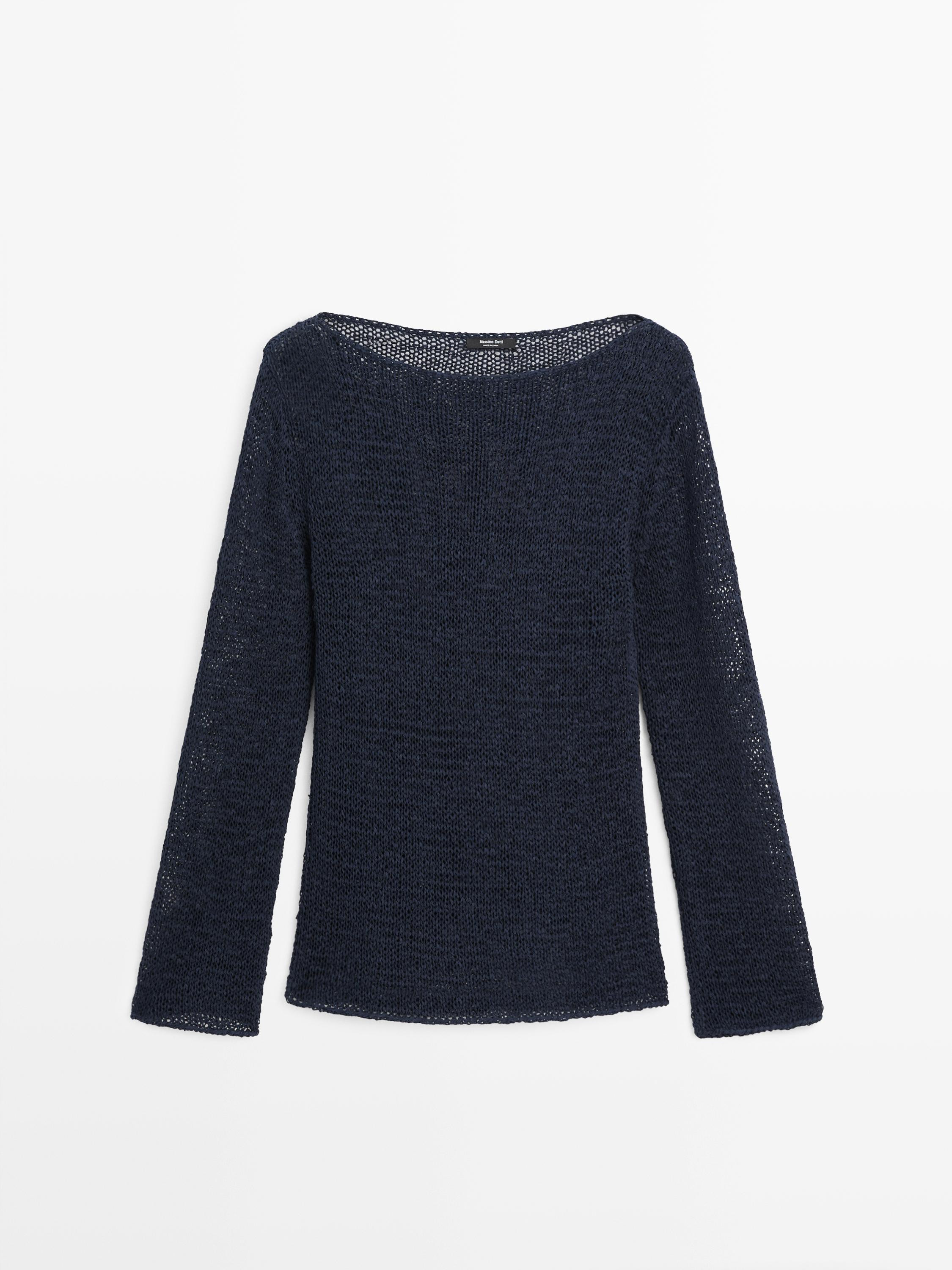VIEW LOOK
Cotton blend knit boat neck sweater

 £89.95  Colour:  Dark Blue  Add to basket | Massimo Dutti UK