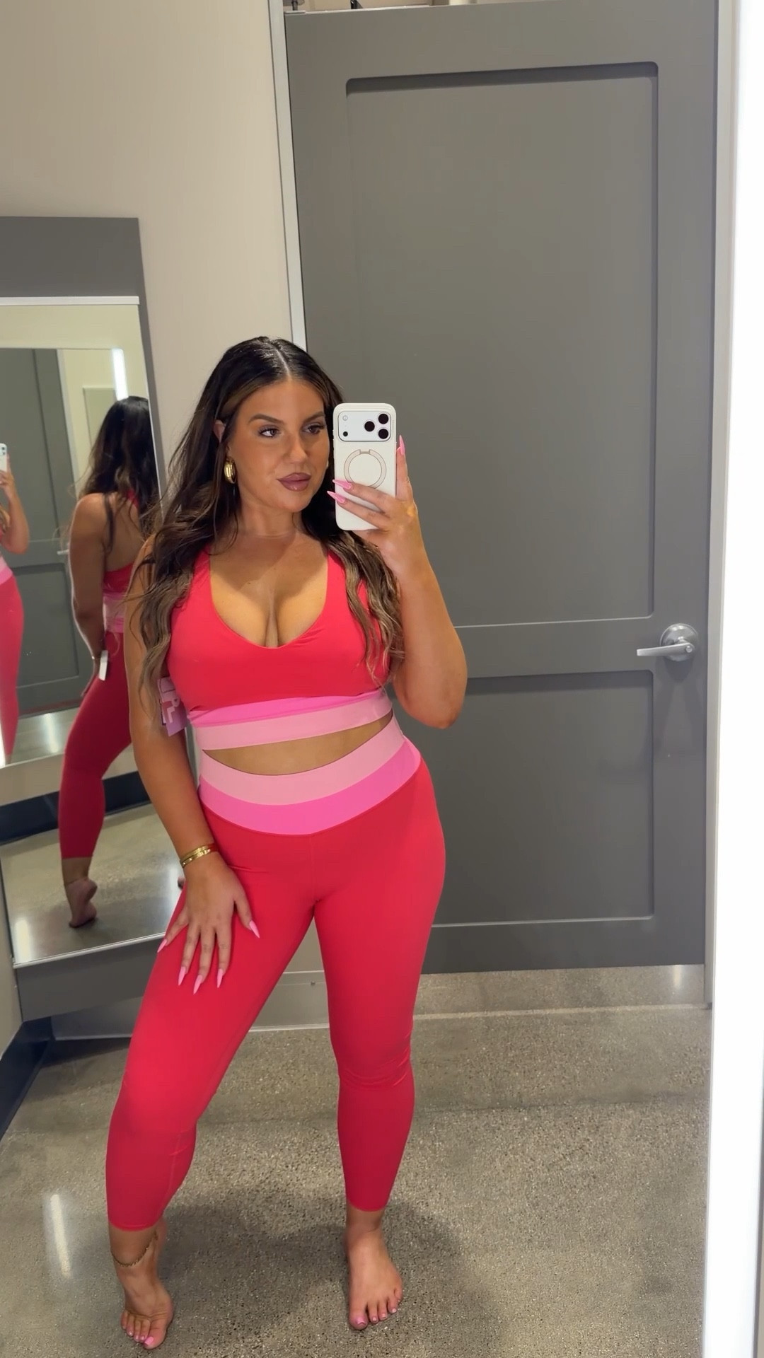 I love all things vday😩💗 wearing XL top, L bottoms!

Linked a few more activewear sets too!

#LTKMidsize #LTKActive