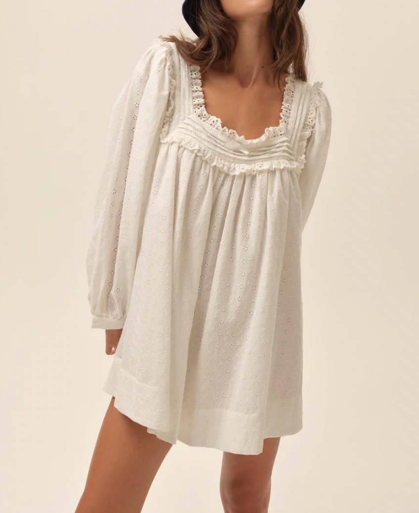 I’m so obsessed with For Love and Lemons new arrivals! Spring summer dresses and accessories of my dreams omggg 