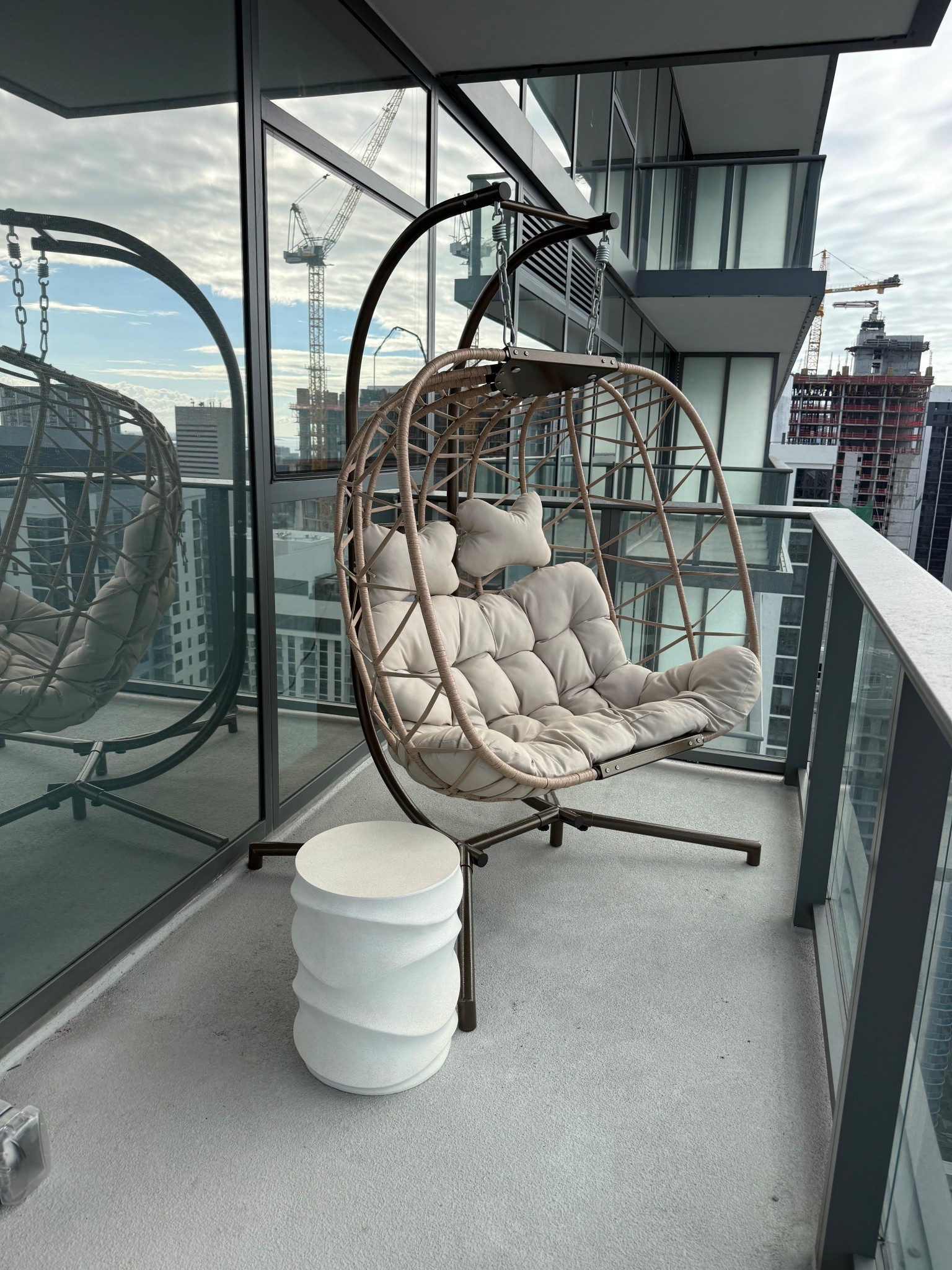 The cutest patio upgrade 🤍✨ cozy nest chair + matching side table = instant outdoor refresh
#LTKhome #homefinds #patioideas


#LTKHome #LTKSaleAlert #LTKdayinmylife